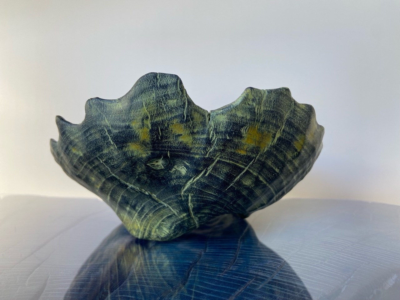 Авторская посуда и предметы интерьера из дерева. Арт-объекты для стен. Авторские картины, панно, часы и портреты по фото