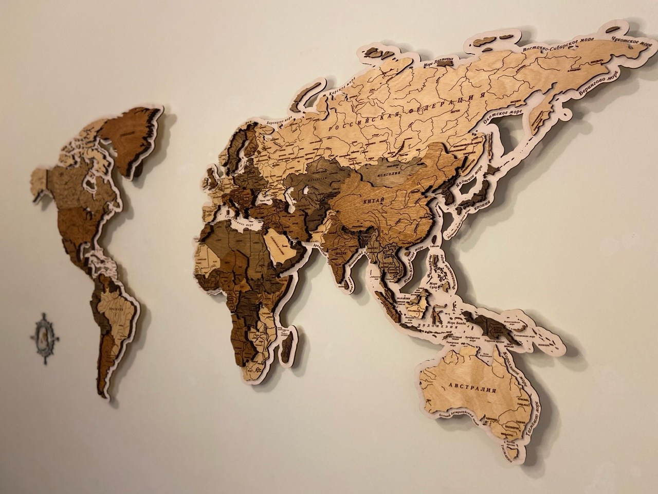 Карта мира из дерева. Art objects for walls. Author’s paintings, panels, clocks and portraits by photo