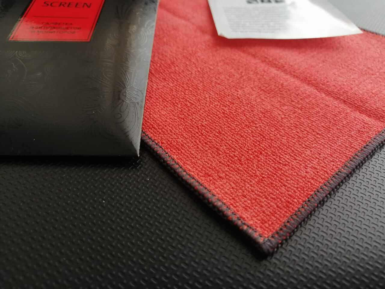 Салфетка для планшетов и мониторов AQUAmagic Screen красная сторона для удаления загрязнения