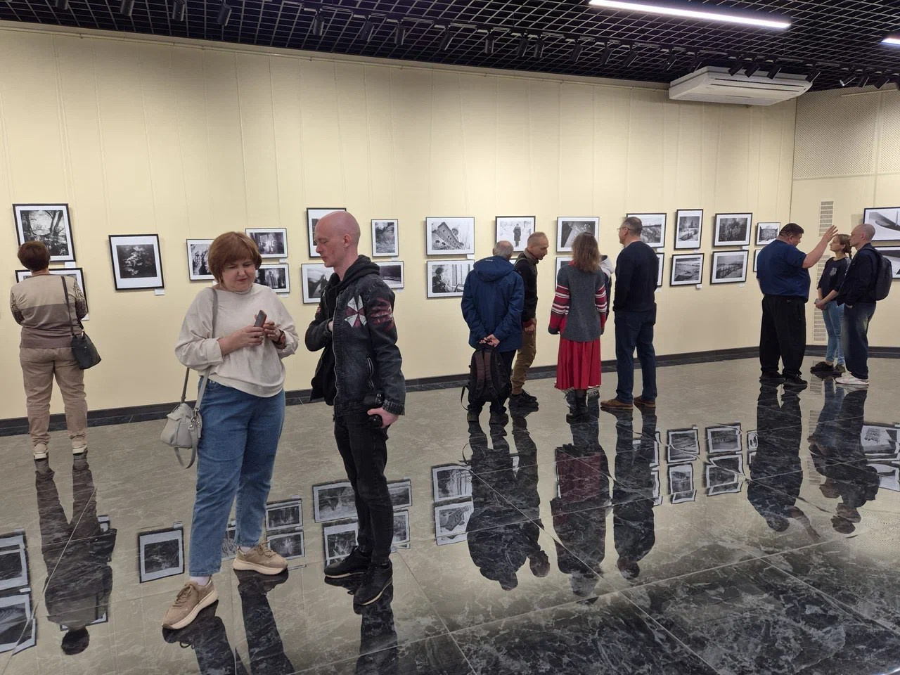 Выставка «Родные места» в г. Краснодаре. Фотограф Ольга Дунаева
