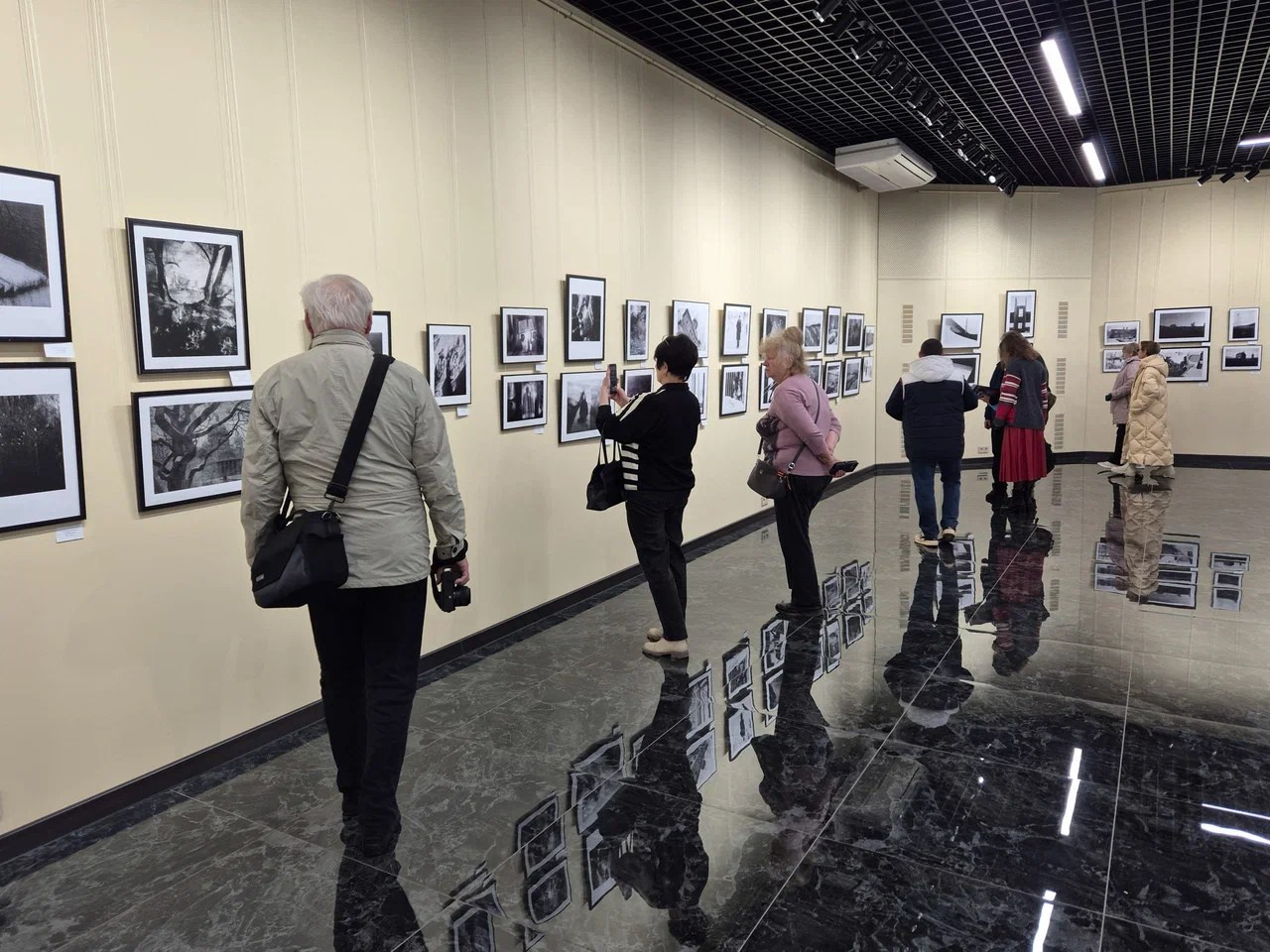 Выставка «Родные места» в г. Краснодаре. Фотограф Ольга Дунаева