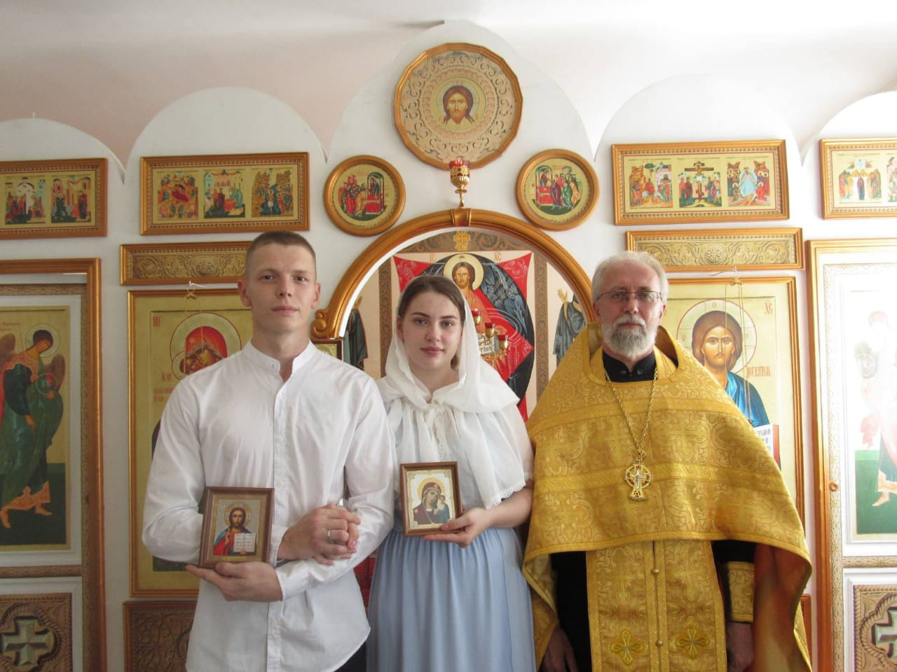 В храме при исправительной колонии № 10 г. Саратова совершено таинство Венчания. Северное благочиние Саратовской епархии