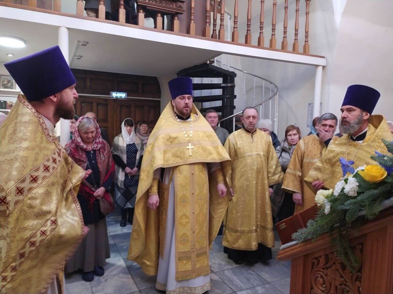 Престольный праздник в храме святителя Николая на Елшанском кладбище. Северное благочиние Саратовской епархии