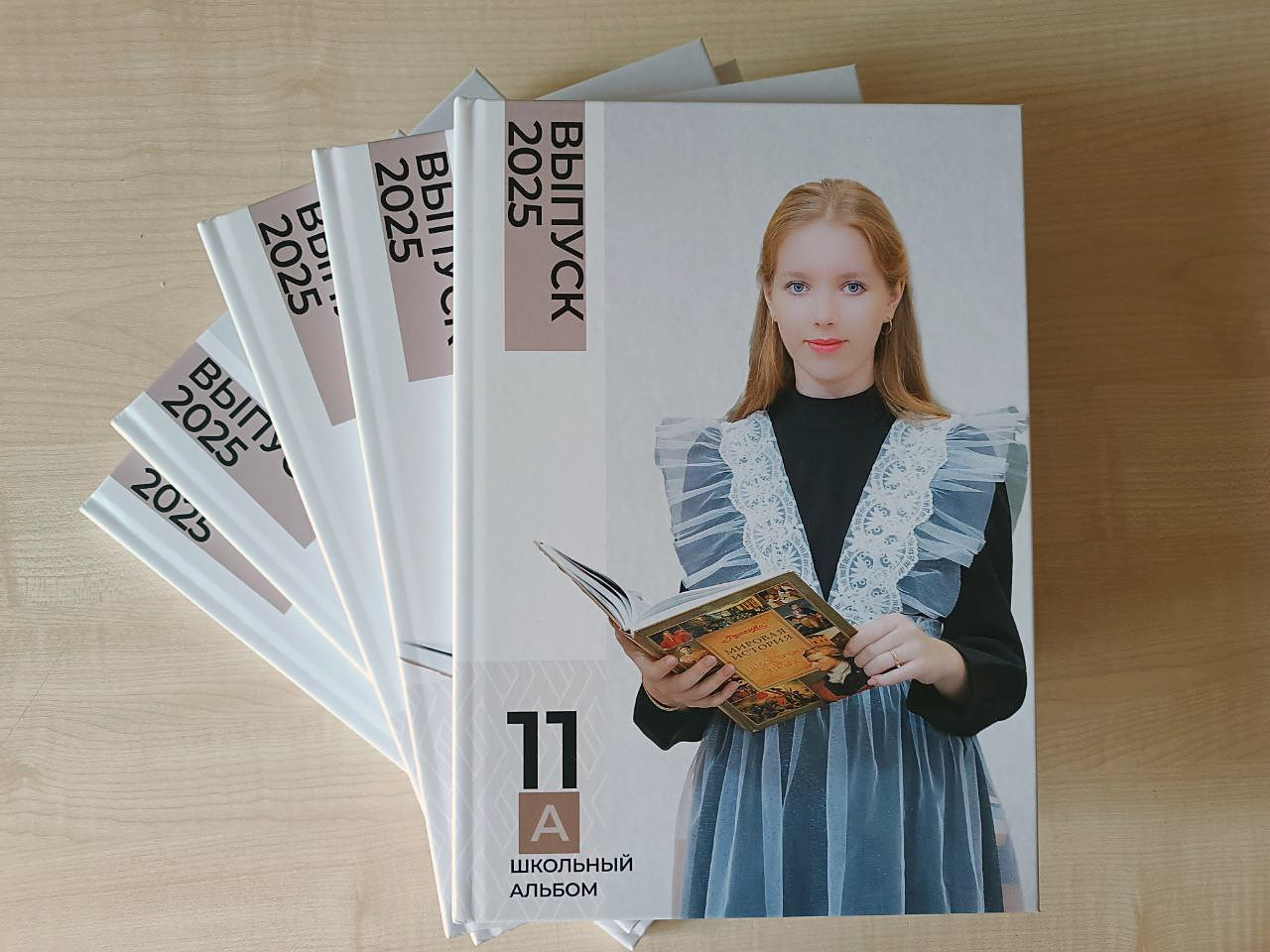 Школьные фотоальбомы. Свадебный фотограф Марина Суворова и видеооператор Олег Петров