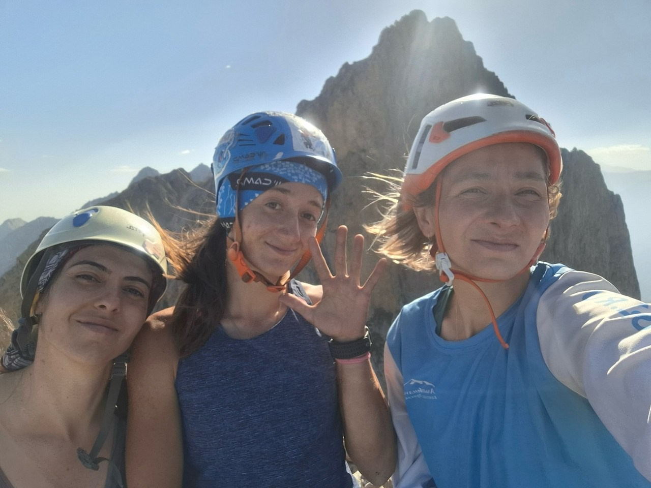 Маршрут Андреева 5А на Коазой-Лоам свободным лазаньем. Премия Стальной Ангел