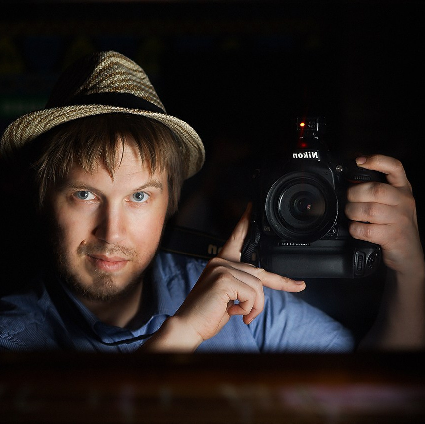 Контакты. Репортажный фотограф в Кирове Сергей Дудин