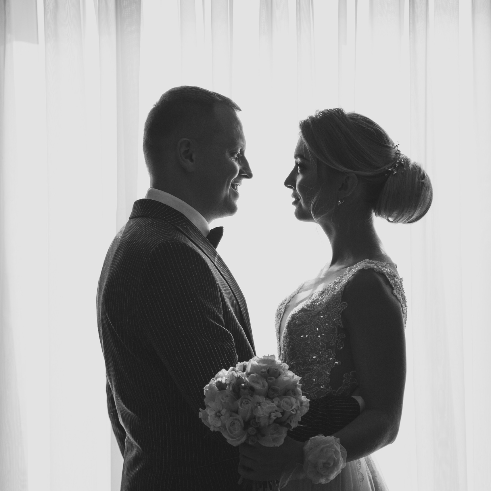 Фото и видеосъемка праздников: день рождения, юбилей, венчание, крестины, свадьба. Свадебный фотограф видеограф в ЗАГС и на свадьбу целый день Москва и МО