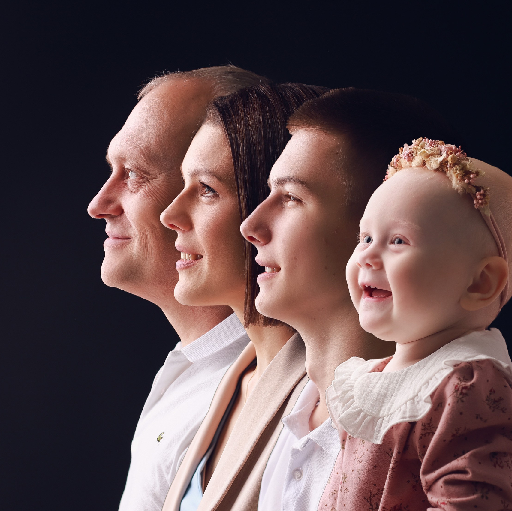 Семейный портрет «Наследие». Фотограф новорожденных в г. Россошь Виктория Нечепуренко