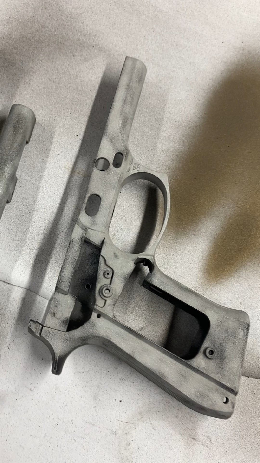 Тюнинг и покраска GBB пистолета. Страйкбольная мастерская Бигич Воркшоп