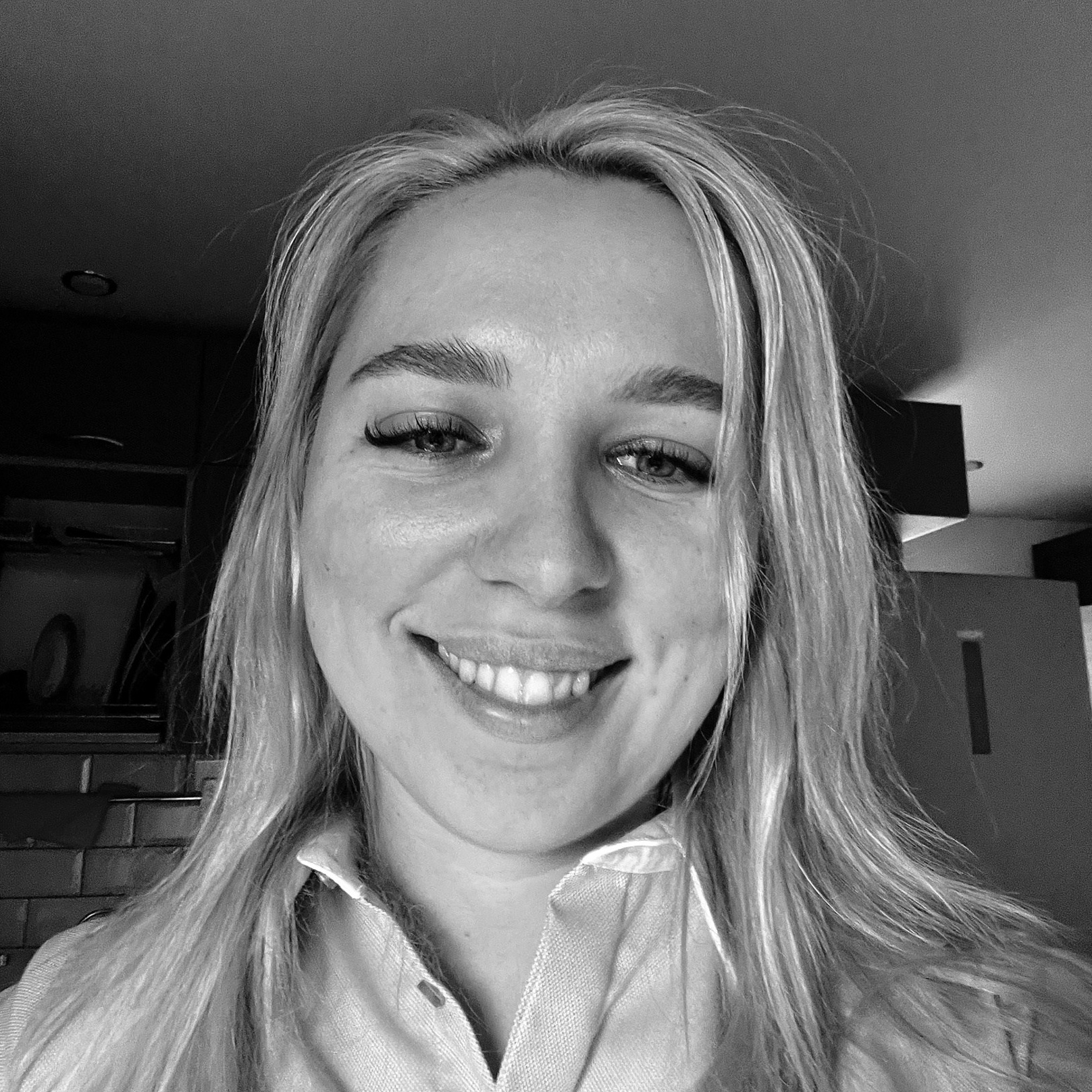 Фотосессии в парадных Петербурга – необычные локации и атмосфера. Непарадное в парадных