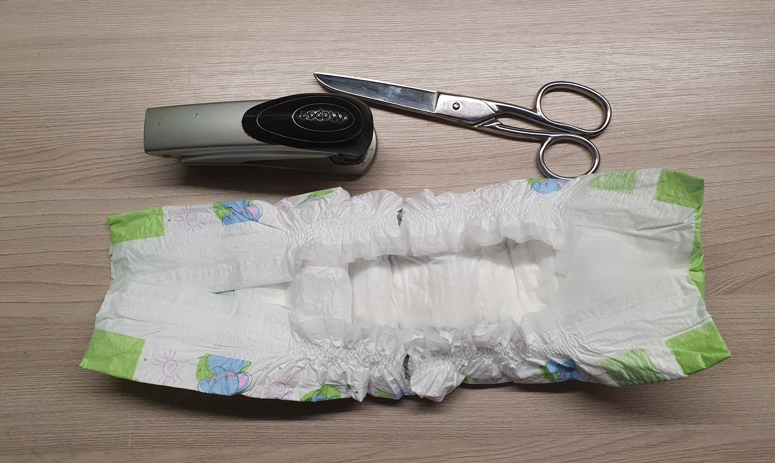 Если кобель стал метить, то можно сделать пояс из детских памперсов!. Питомник Йоркширских терьеров Дэнстайл в Санкт-Петербурге заводчик Тих