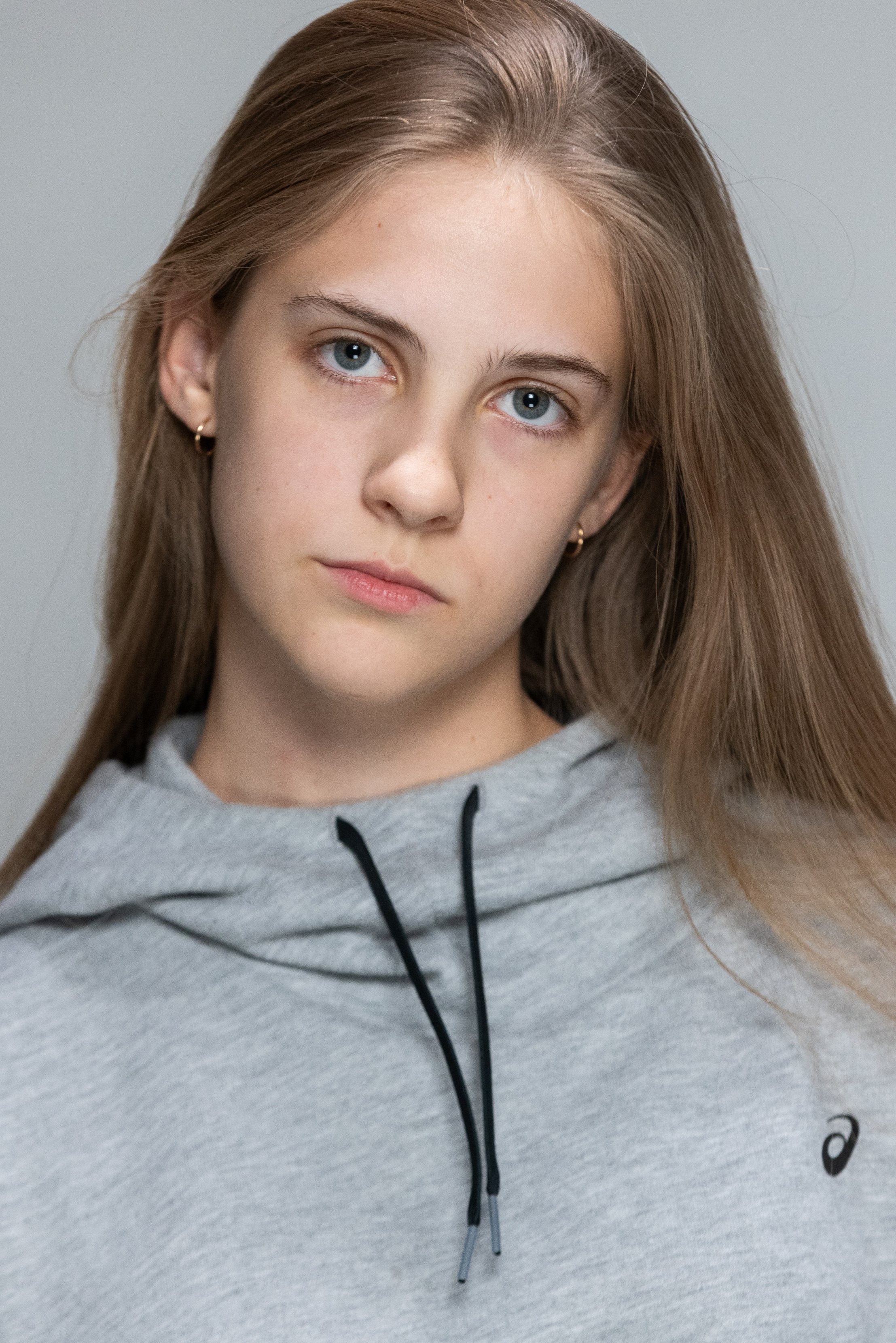 База моделей. Фотограф Полина Закирова