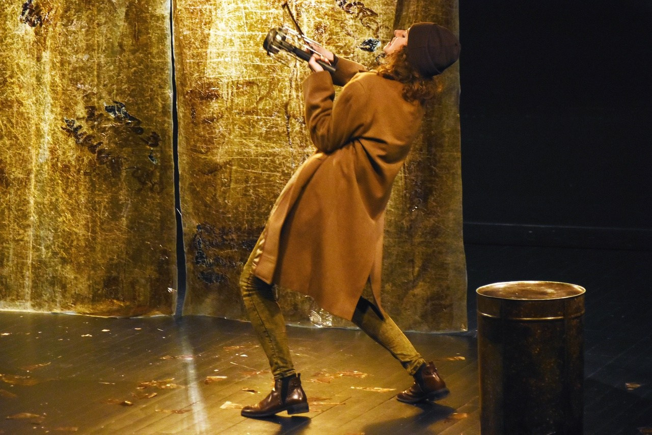 Спектакль «Неточка» Вологодского Камерного драматического театра на фестивале «МОНОfest» в Перми. Журнал о самом особенном. Пермь и Пермский край