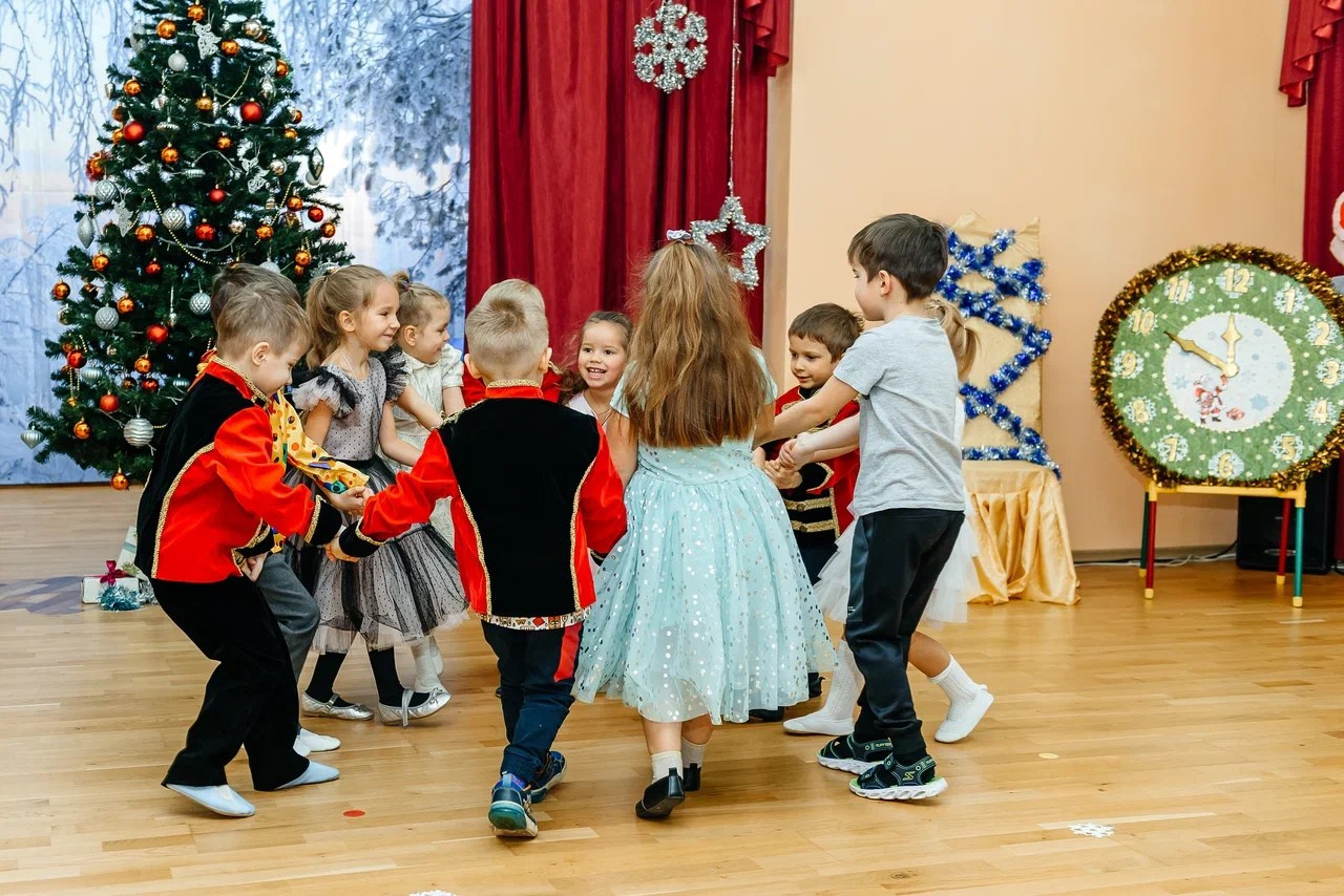 Новогодний Утренник. Школьная и детская фотография. Москва и Московская Область