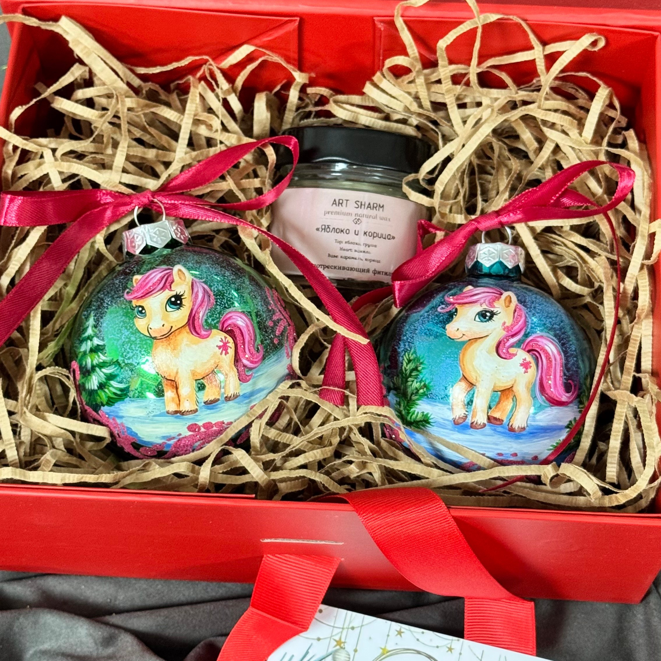 Аромасвечи и наборы. Художественная ручная роспись елочных шаров, корпоративные подарки и восковые аромасвечи