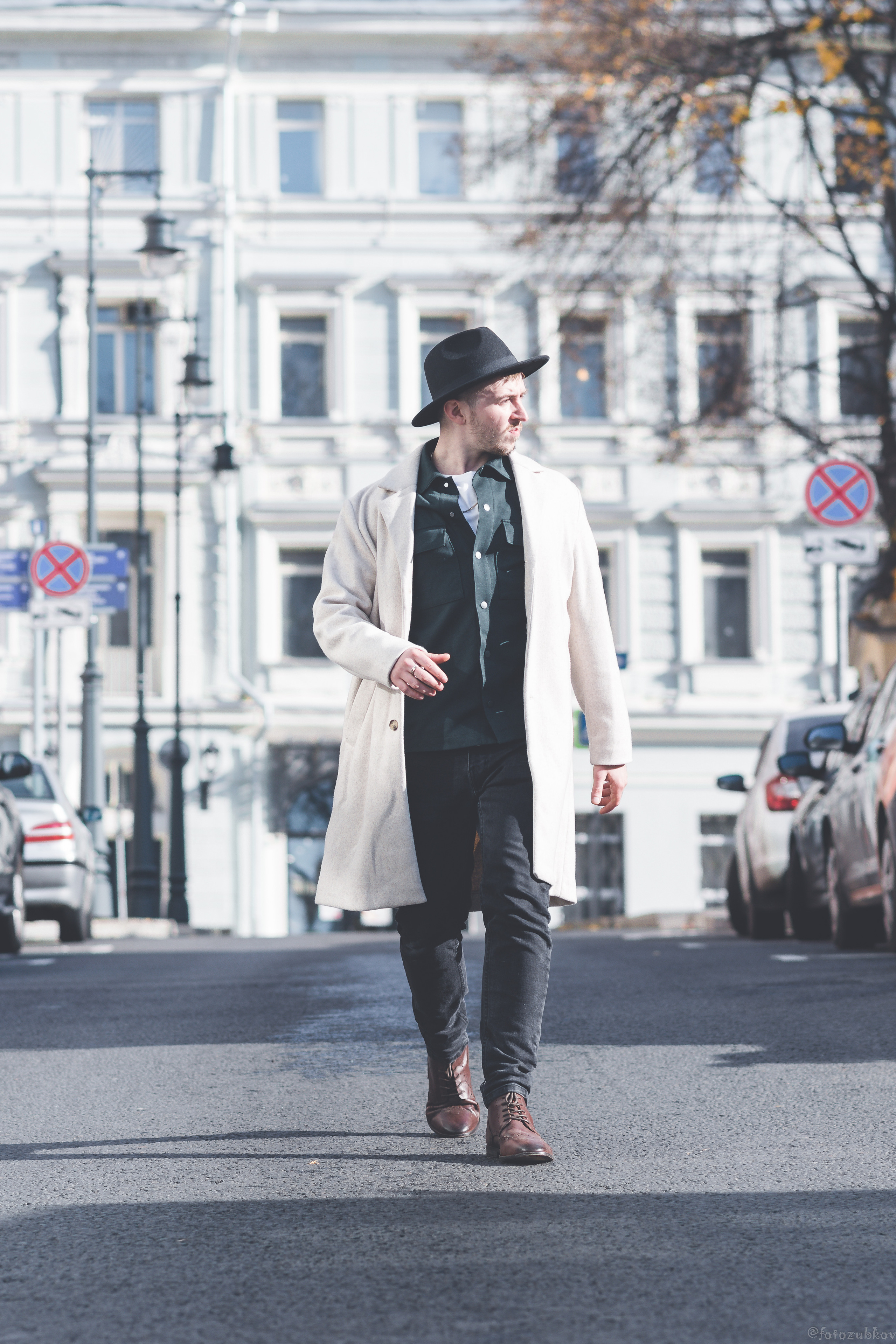 Нежный портрет девушки и мужчины