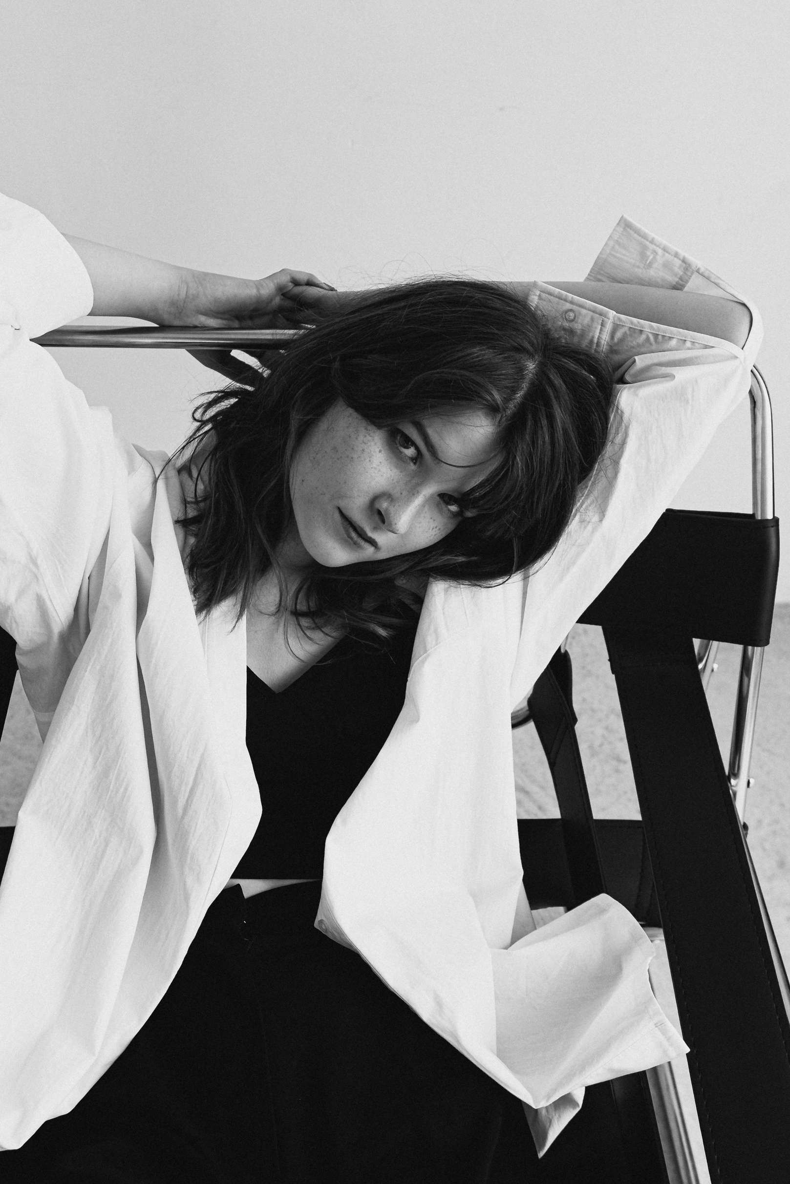 Contacts for booking a photoshoot. Mona — Fashion & Documentary photographer