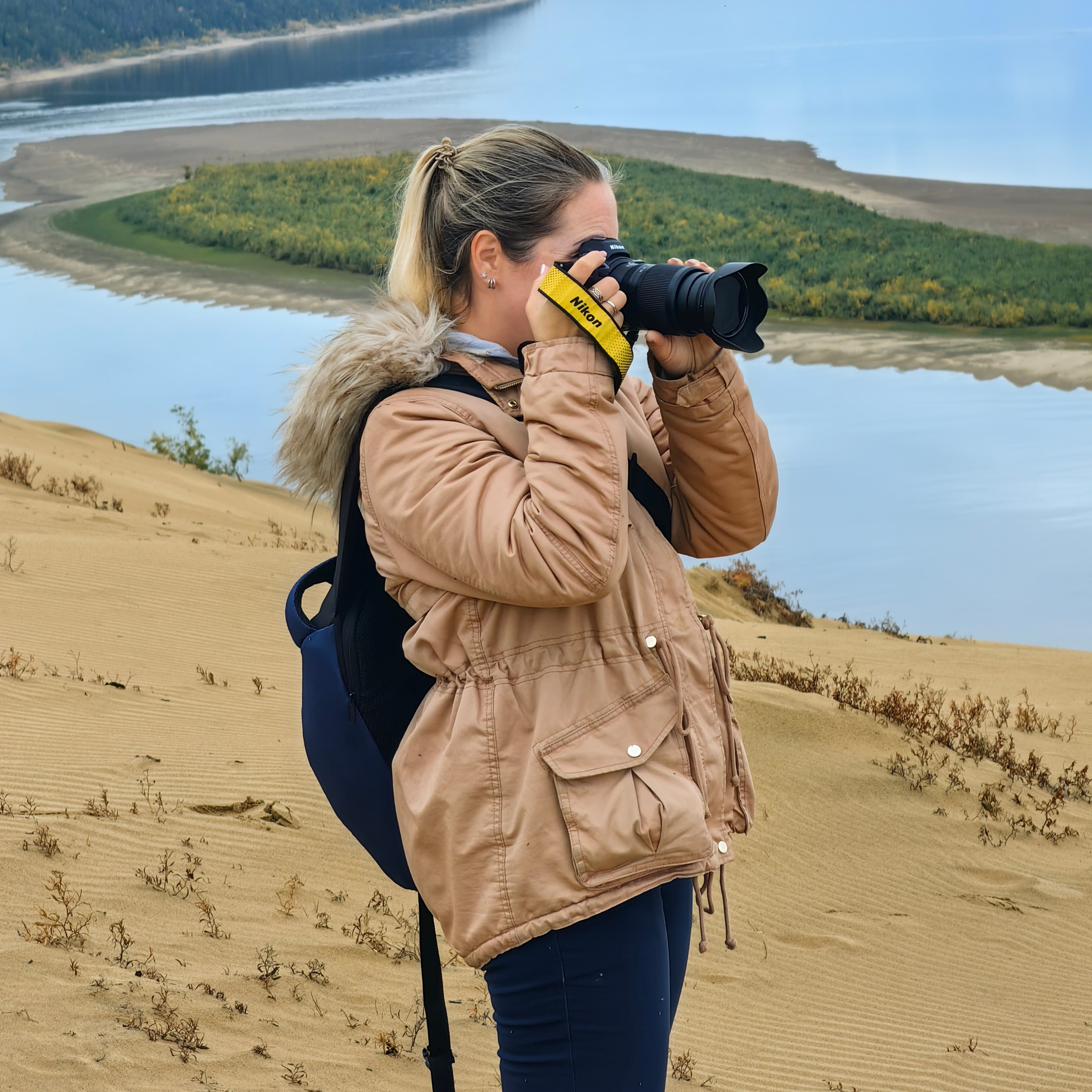 Контакты. Фотограф Анастасия Дерий. Каталожная фотосъёмка в Москве