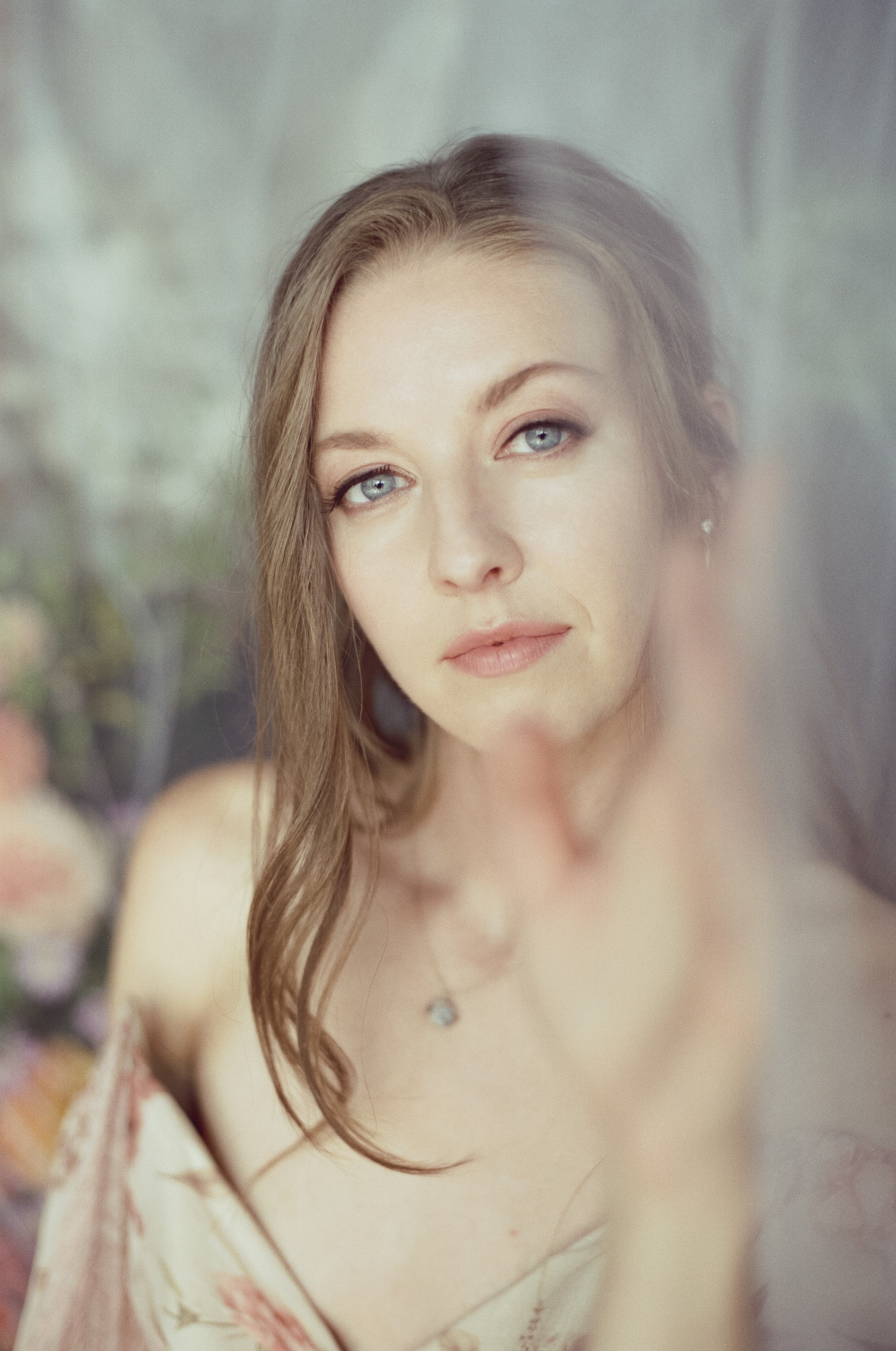 Bookings. Film photographer in Los Angeles Anastasiya Pankova