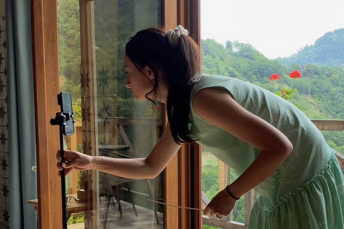 Запись на курс «мобильное видео». Hi, my name is Kristina Pechtereva. I have been creating videos all ov