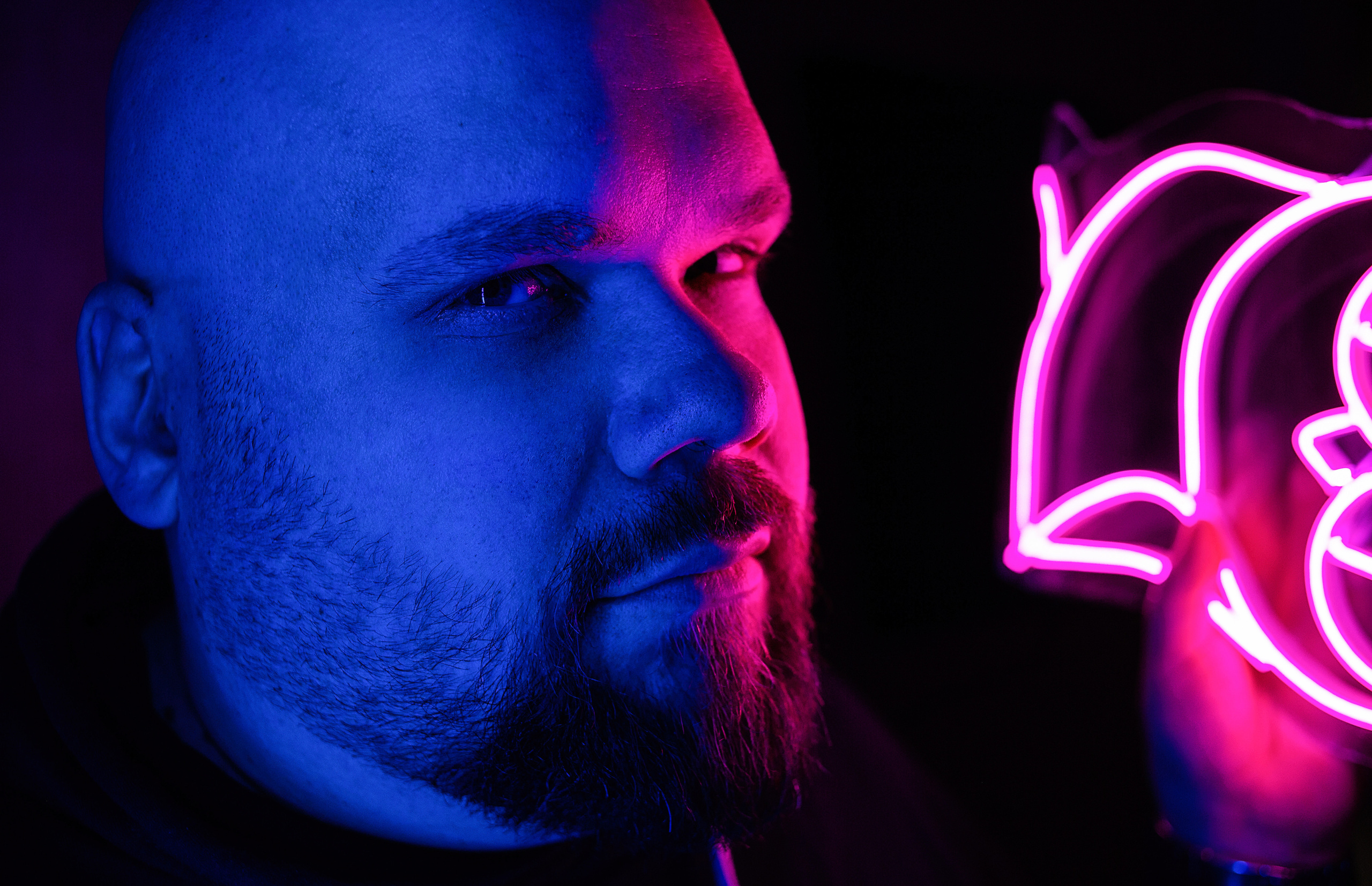 Неоновый свет. Фотограф Тамара Нижельская Воронеж