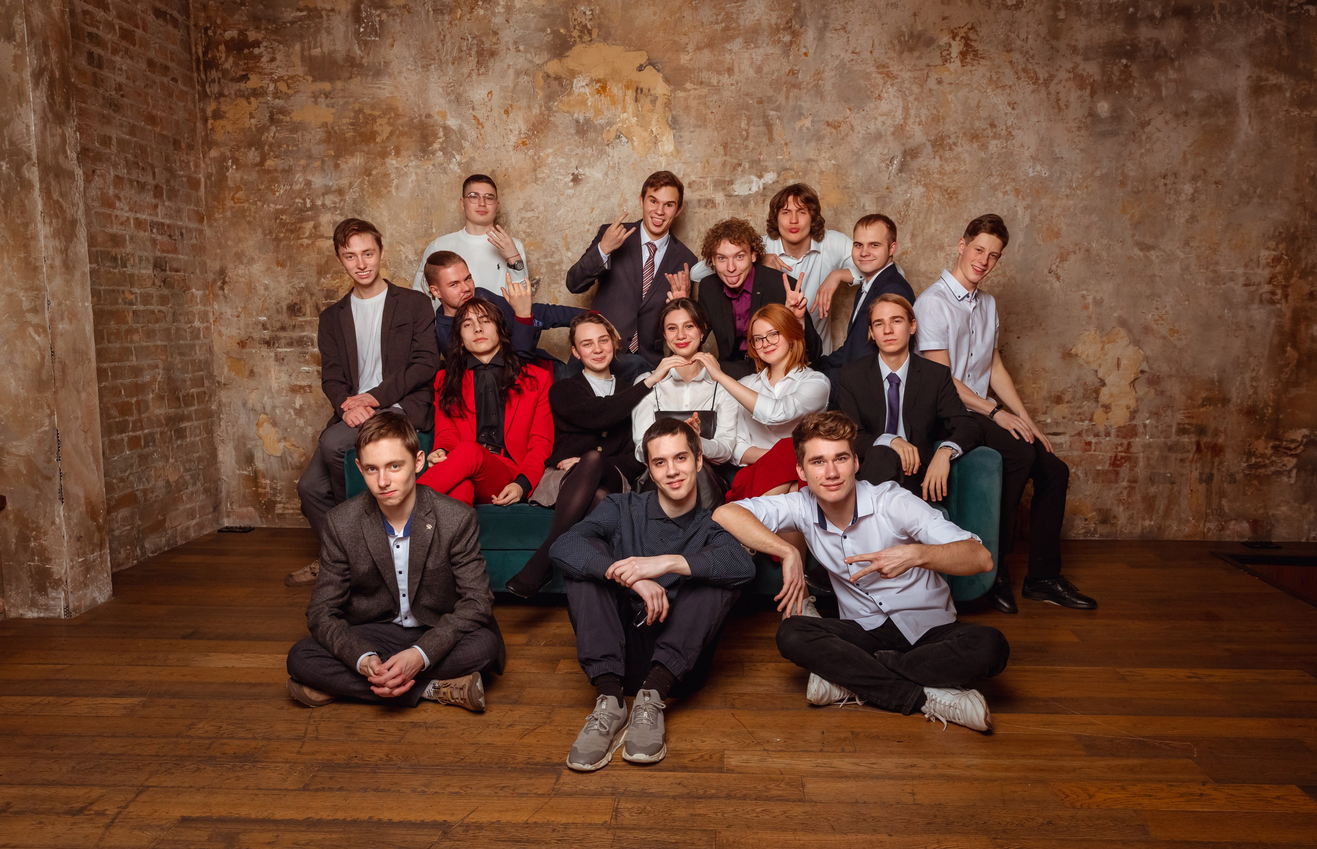 Индивидуальные выпускные фотоальбомы. Семейный, детский фотограф в Москве, Подмосковье