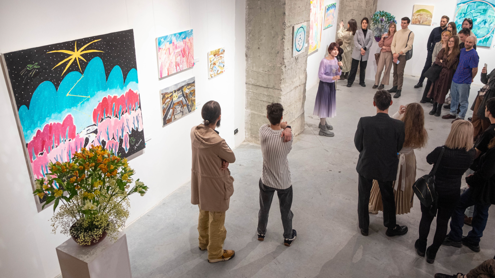 Кураторская практика. Элина Гусарова