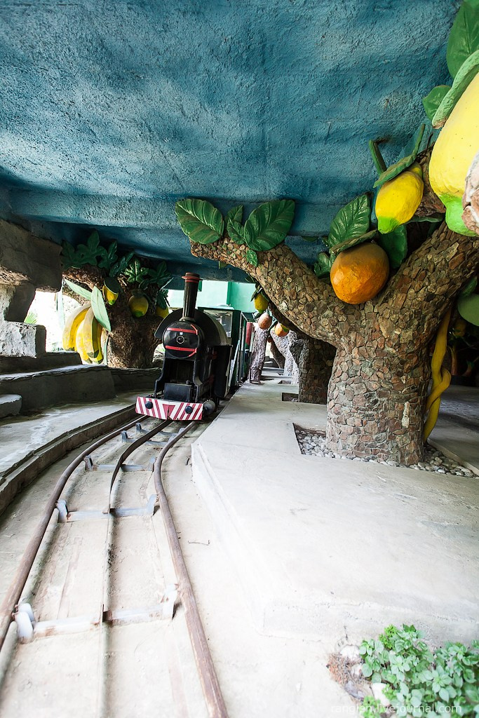 Заброшенный отель в Кемере. Фотограф Иван Губанов