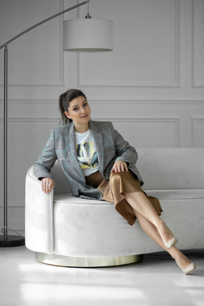 Контакты. Профессиональный фотограф в Москве, Н.Новгороде Канадина Ульяна