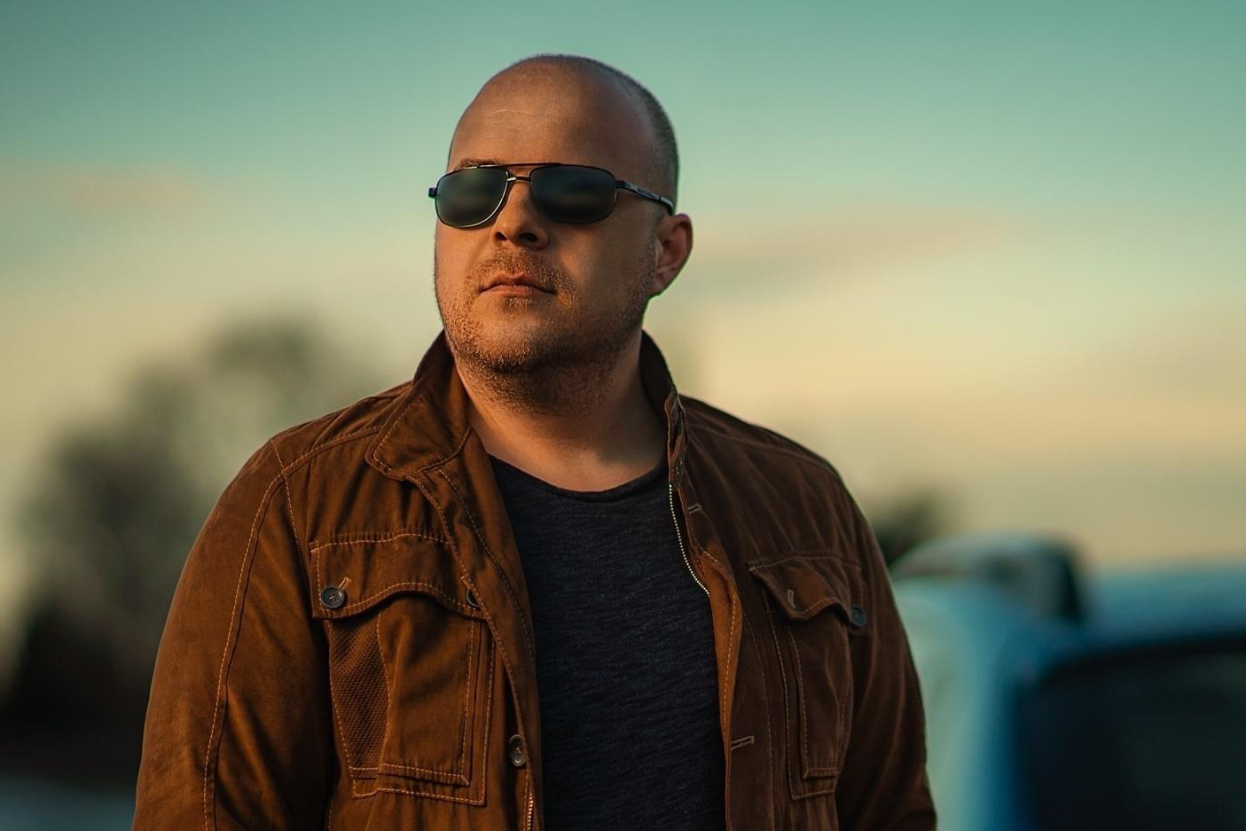 КОНТАКТЫ. Режиссёр, клипмейкер, фотограф — Андрей Охота