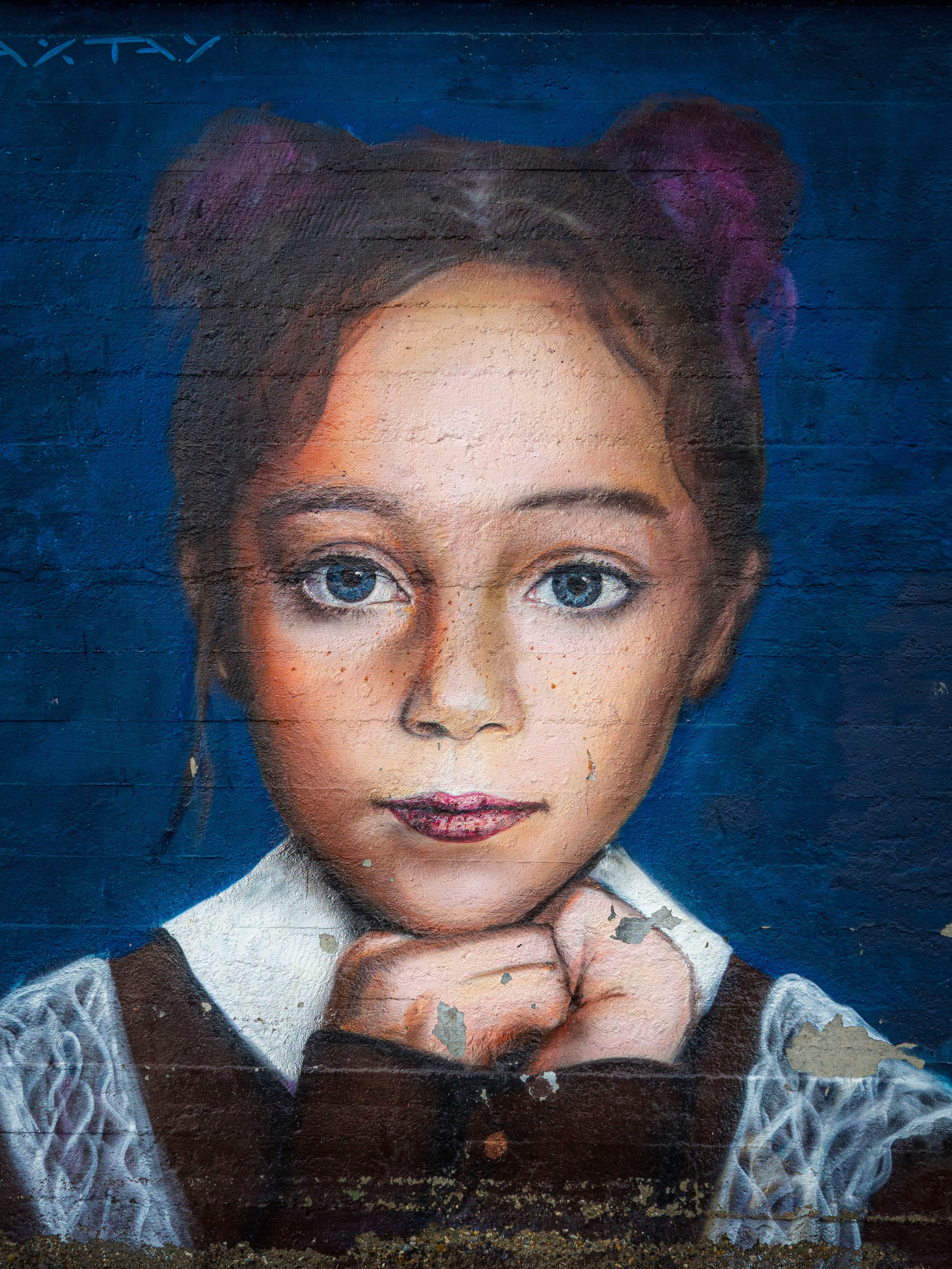 «Вера. Надежда. Любовь»: Один из лучших стрит-артов Тюмени