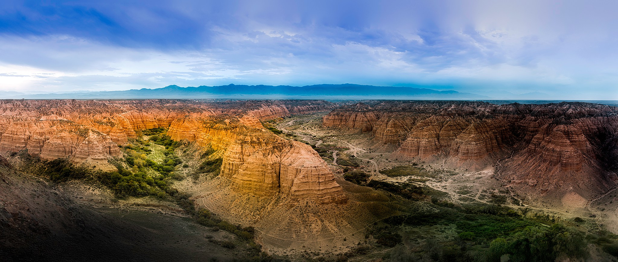 SKYLINE ART SPACE. Картины о красоте, культурных ценностях и традициях Казахстана