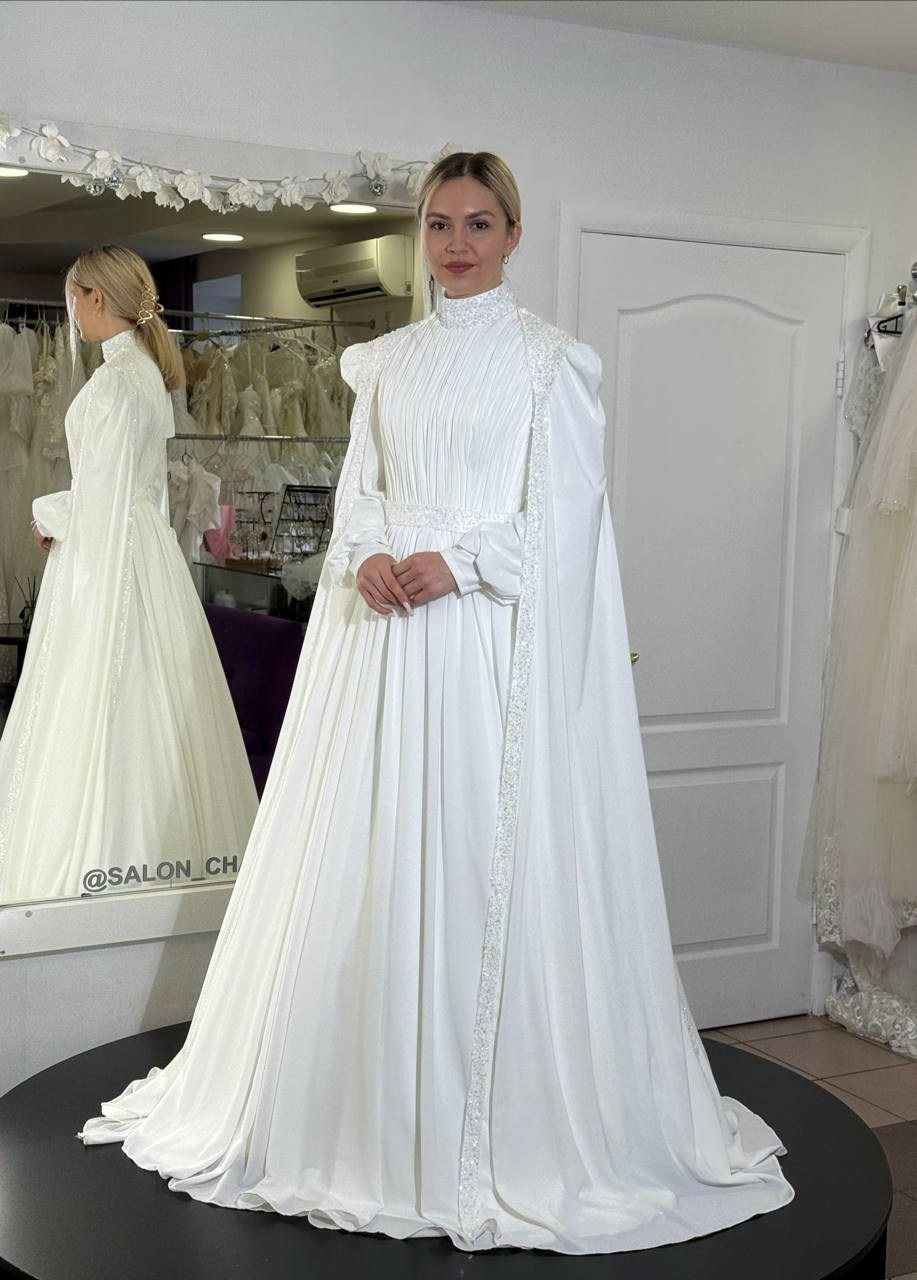 «Люкс» пышные и для покрытых. Свадебный салон Саратов — Charmante