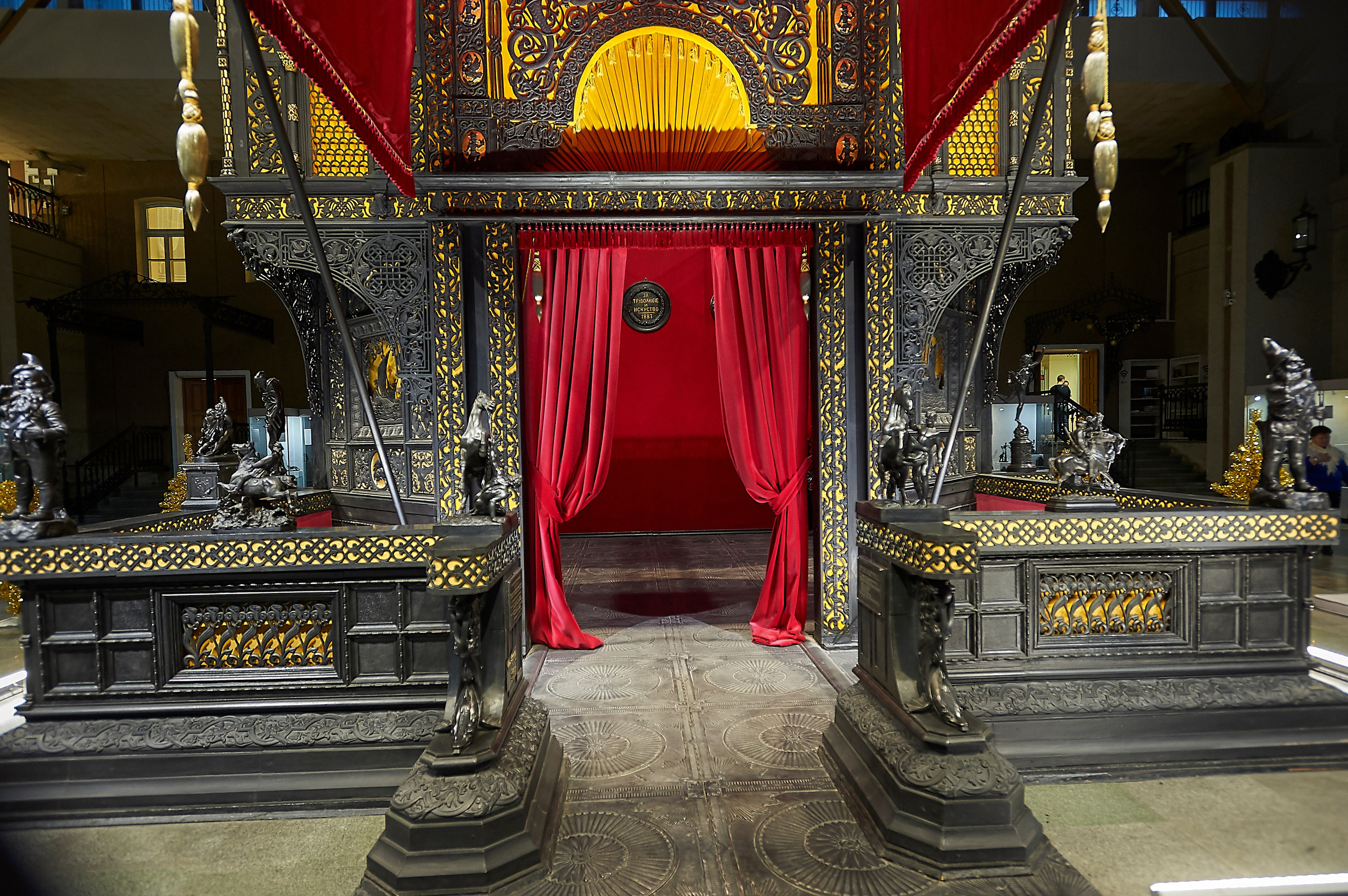 Каслинский чугунный павильон. Фото и жизнь