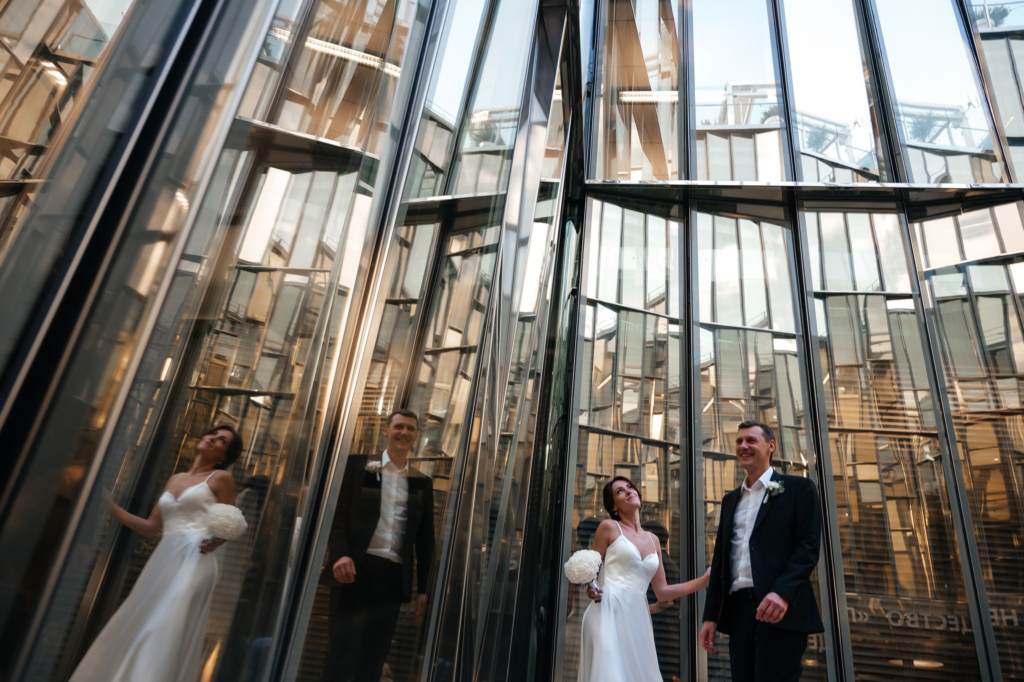 Отличное место для съемок зеркальный дворик