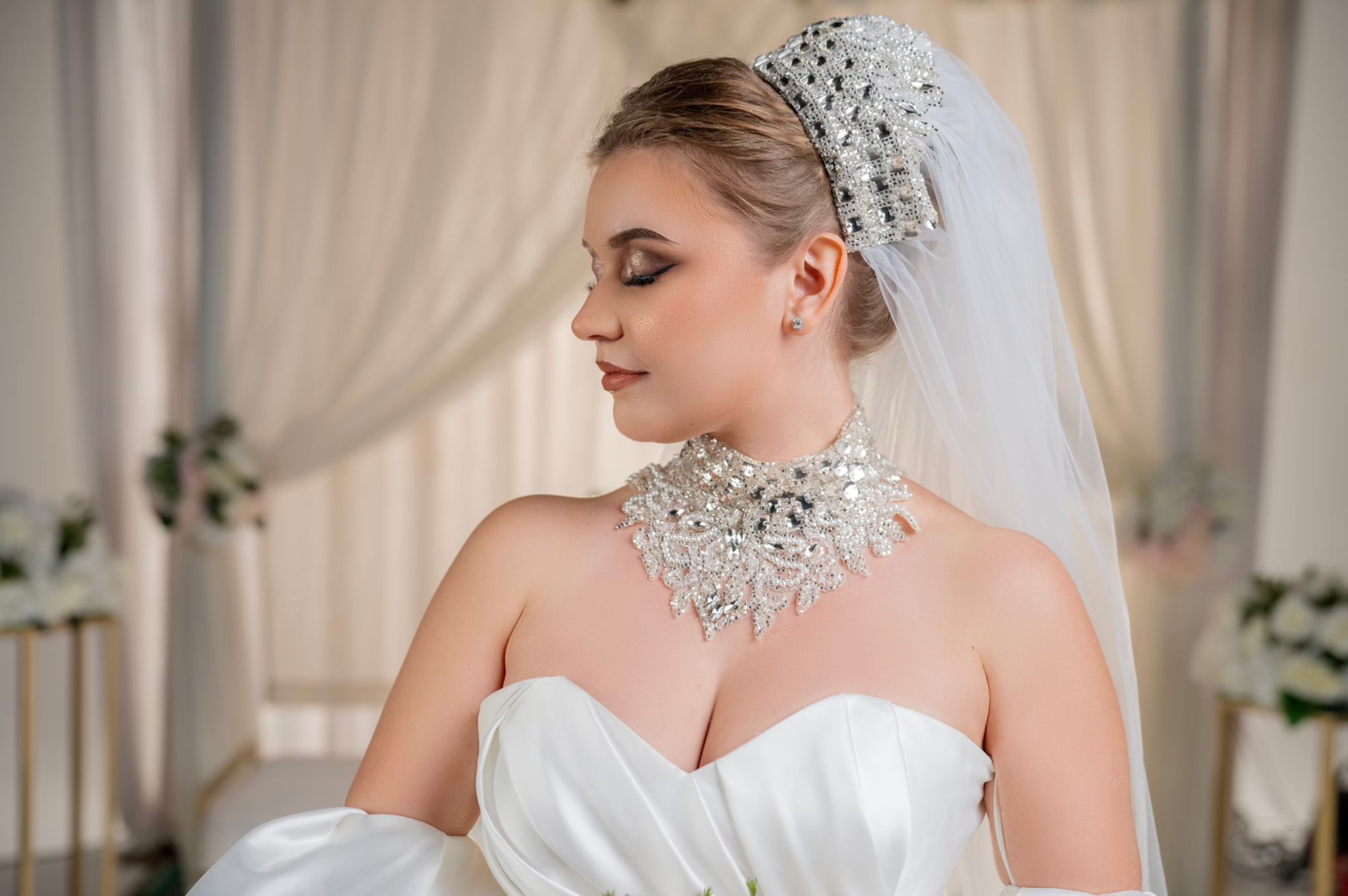 Привет, меня зовут Vikki фотограф с опытом более 7 лет