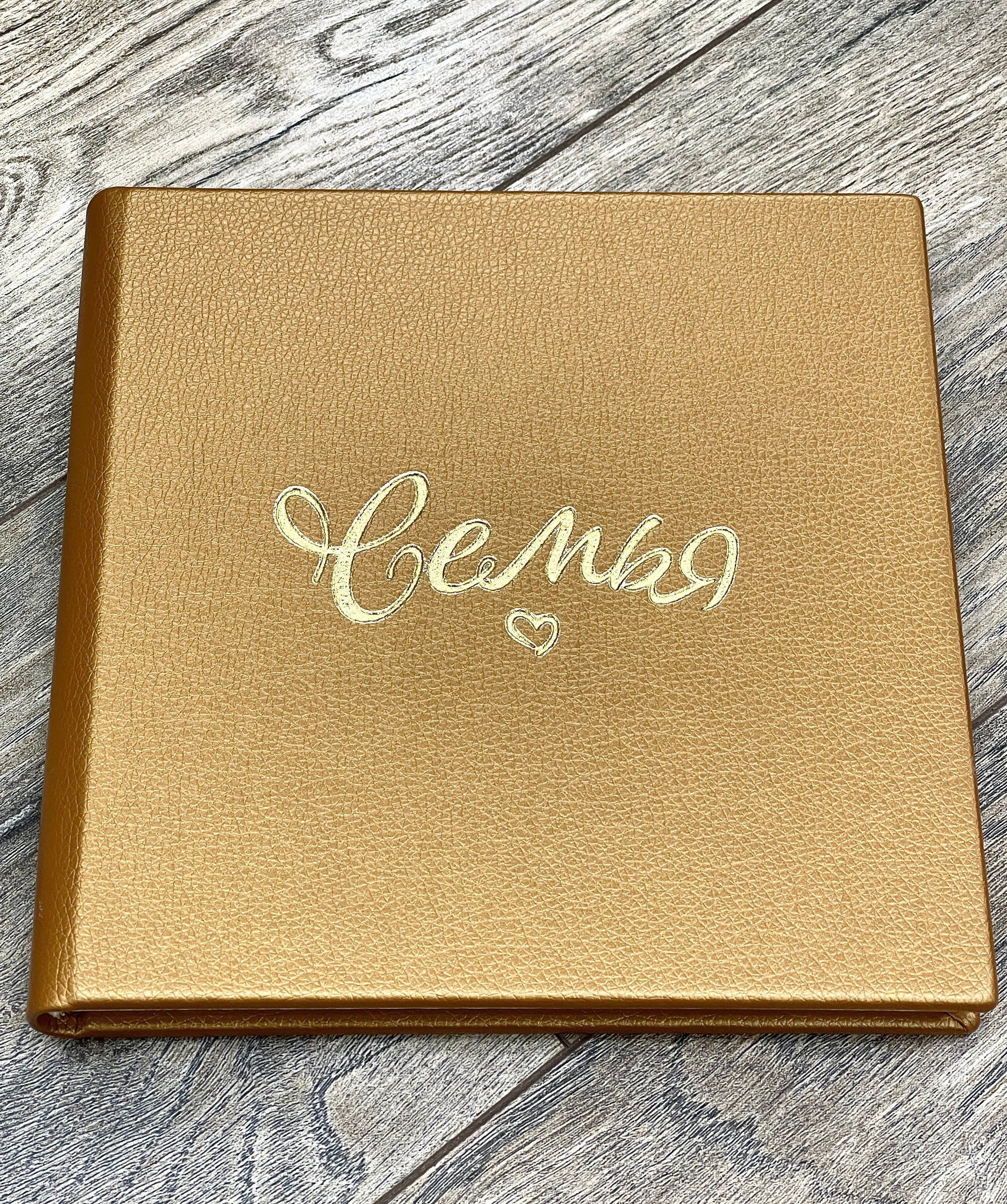 Фотокнига премиум в подарок. Портретный Фотограф в Москве Юлия Батурина