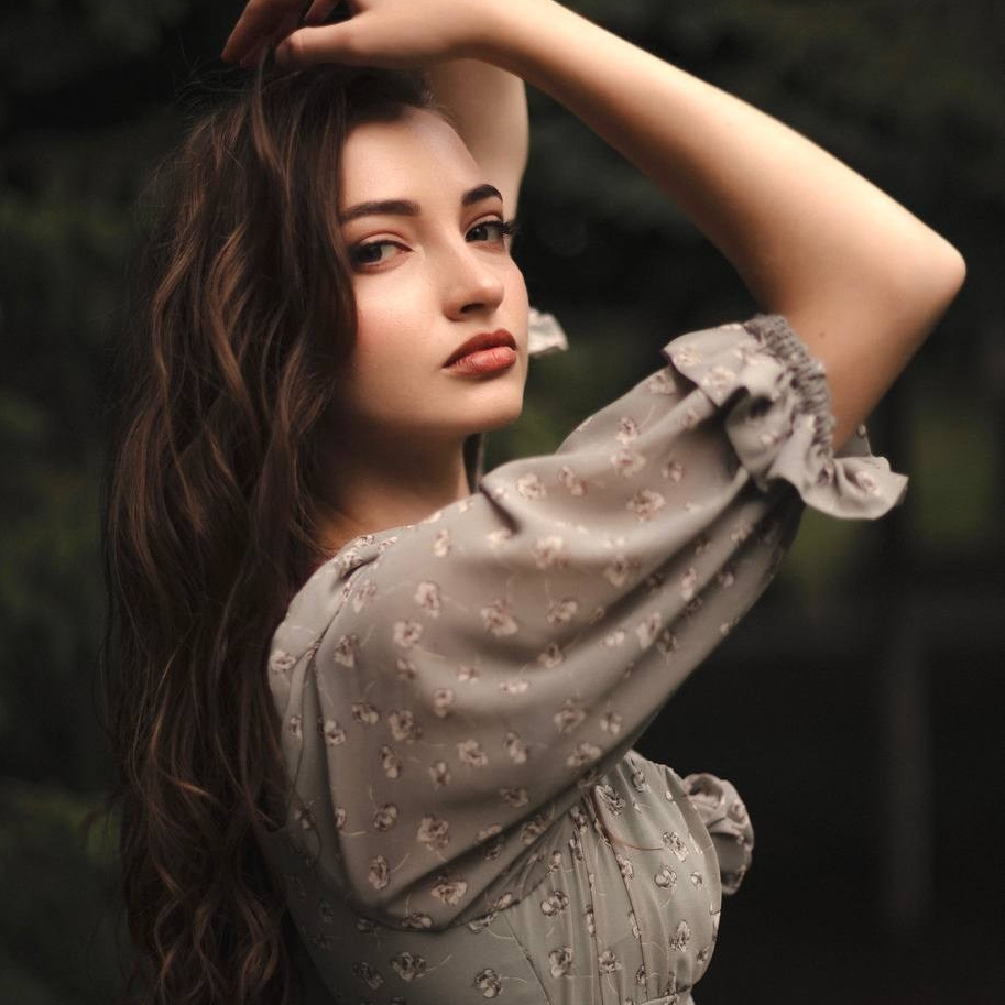 Сontacts. Retouch Beauty Catalog