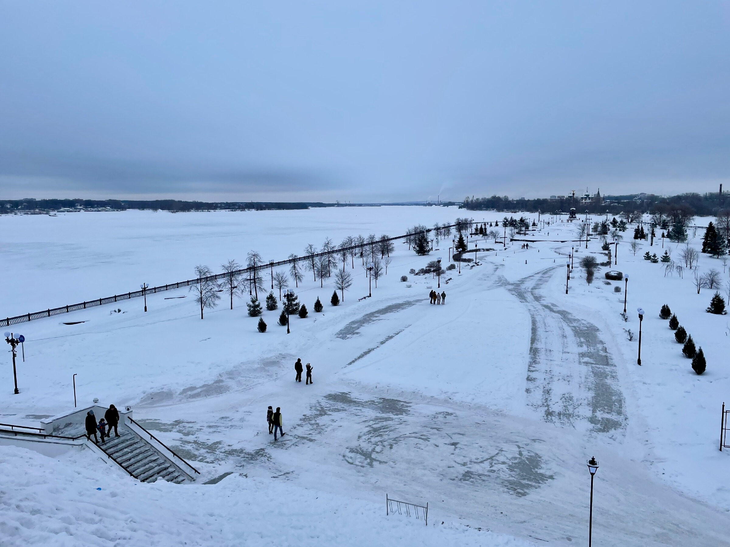 Ярославль – город, в который хочется возвращаться. Проект «Фотокладовка»: блог уличной фотографии в формате street photo