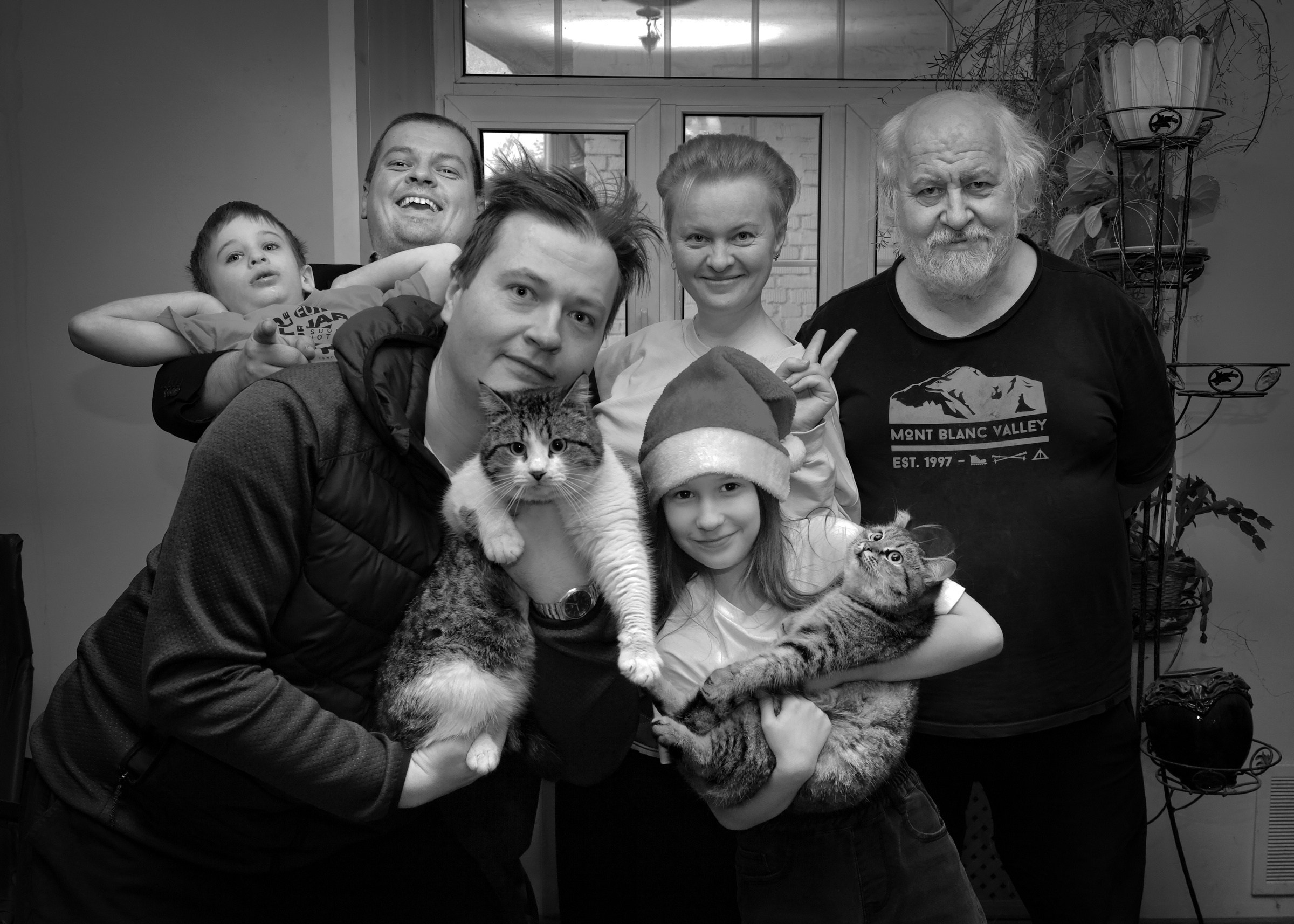 Вайбы пленочной фотографии: почему ее любит молодежь?. Плёночный фотограф, заказать фото на плёнку в Москве — Георгий Романов