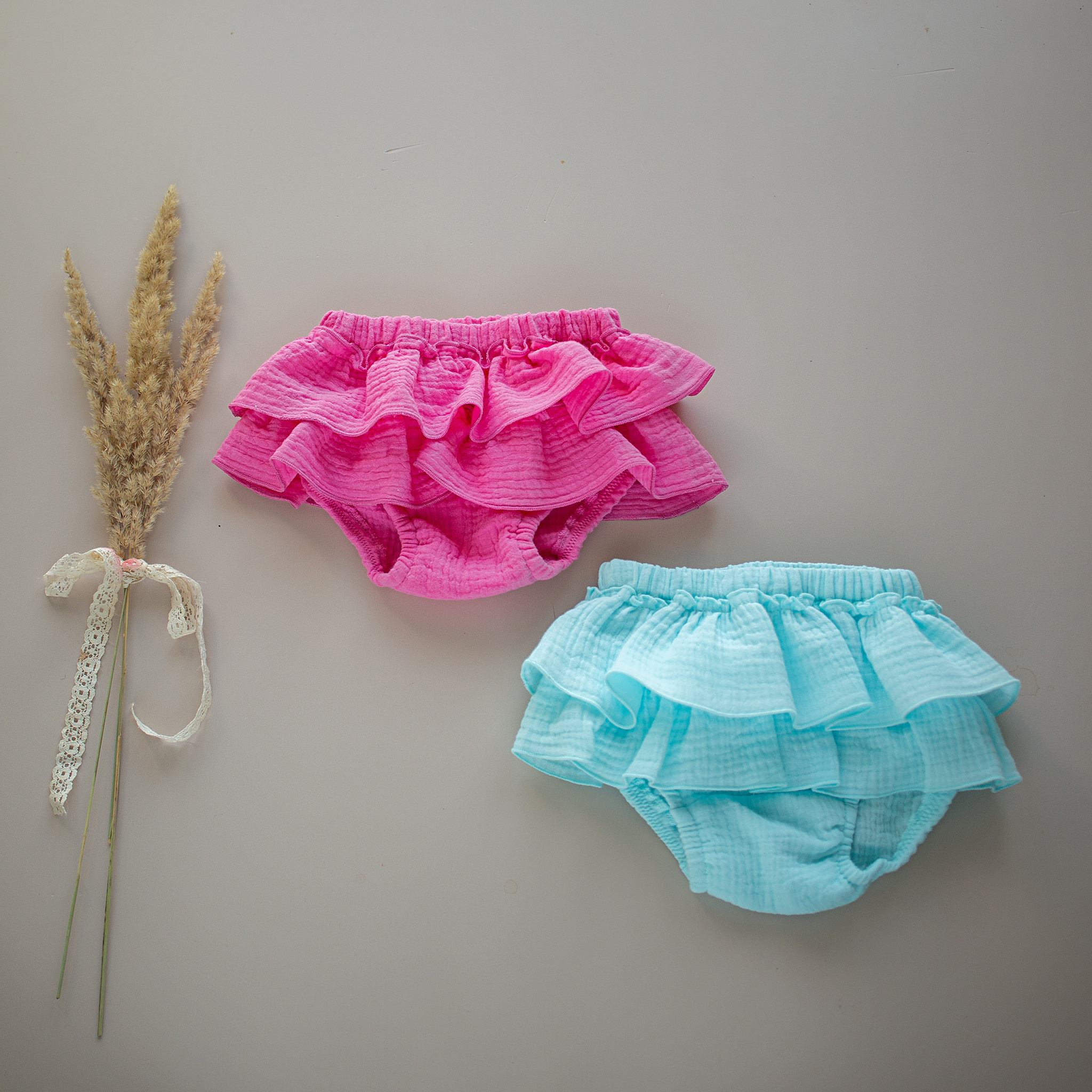 N-065 Блумеры с воланами фуксия. Эко-одежда для детей