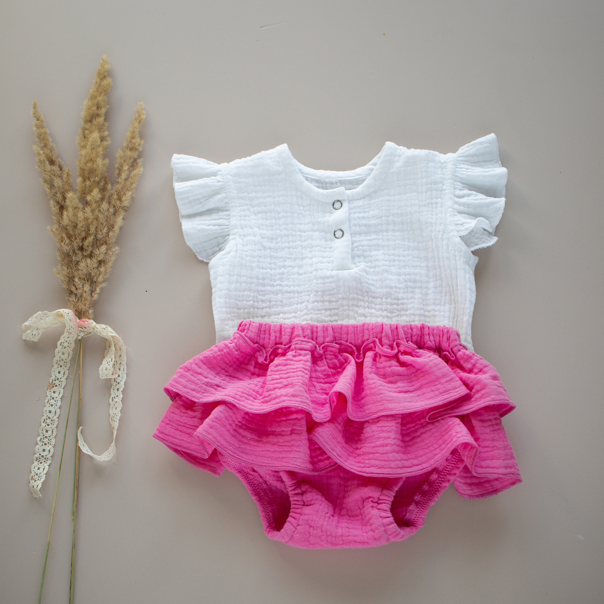 N-065 Блумеры с воланами фуксия. Эко-одежда для детей
