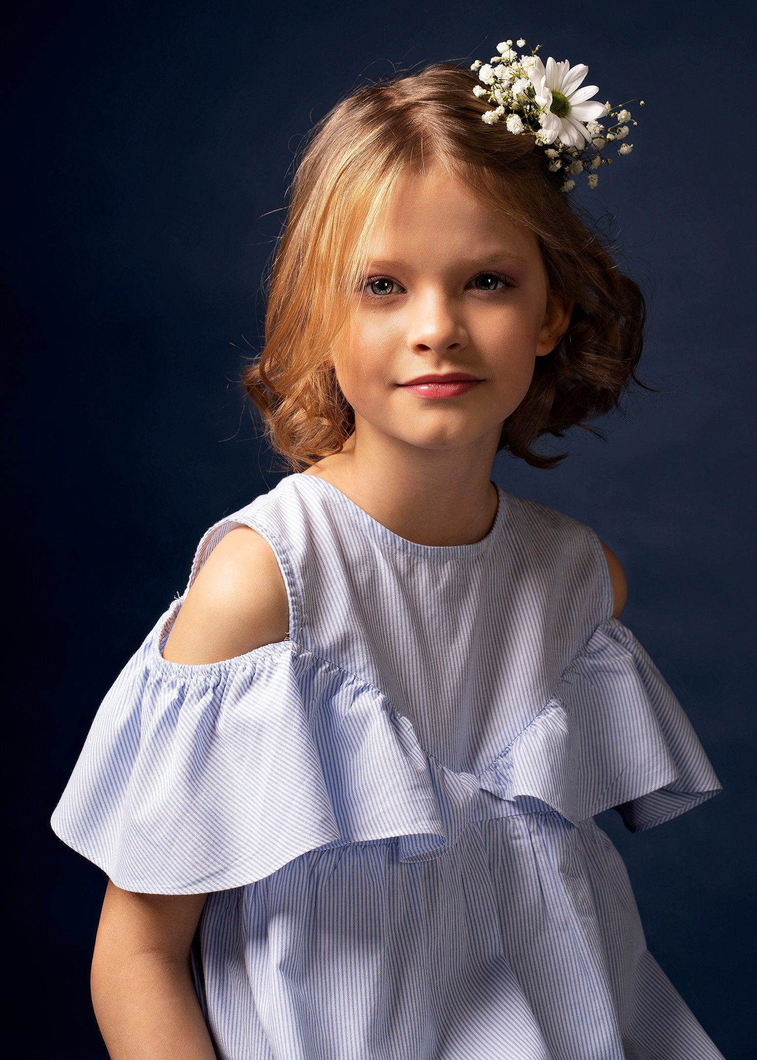 Фотосессия для девочки в студии, фотосессия для ребёнка в Хабаровске.