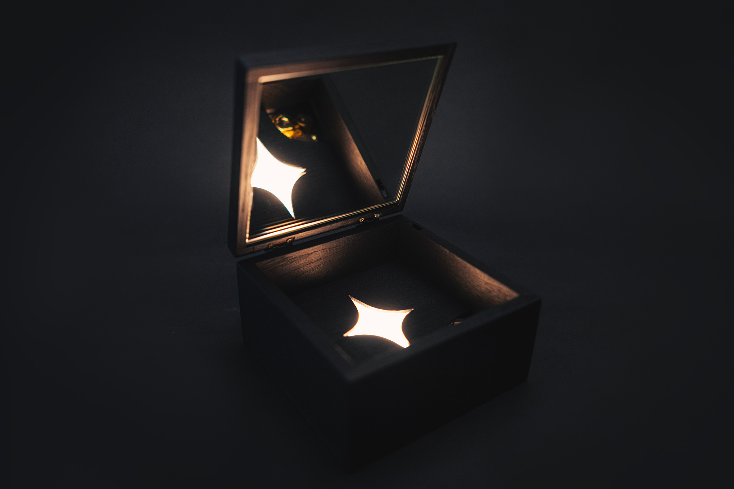 Pandora box. Elina Gusarova