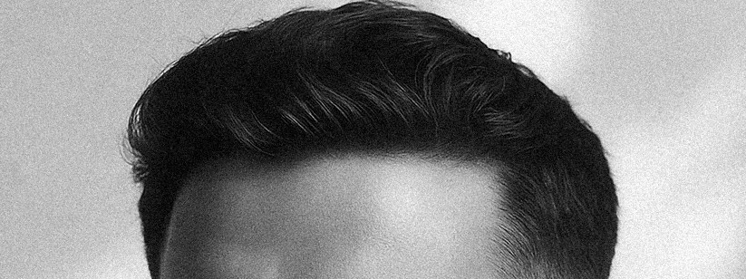 Современная мужская стрижка от Романа Золоткова. Стиль ZOLOTKOV — индивидуальность, чистая форма, характер.