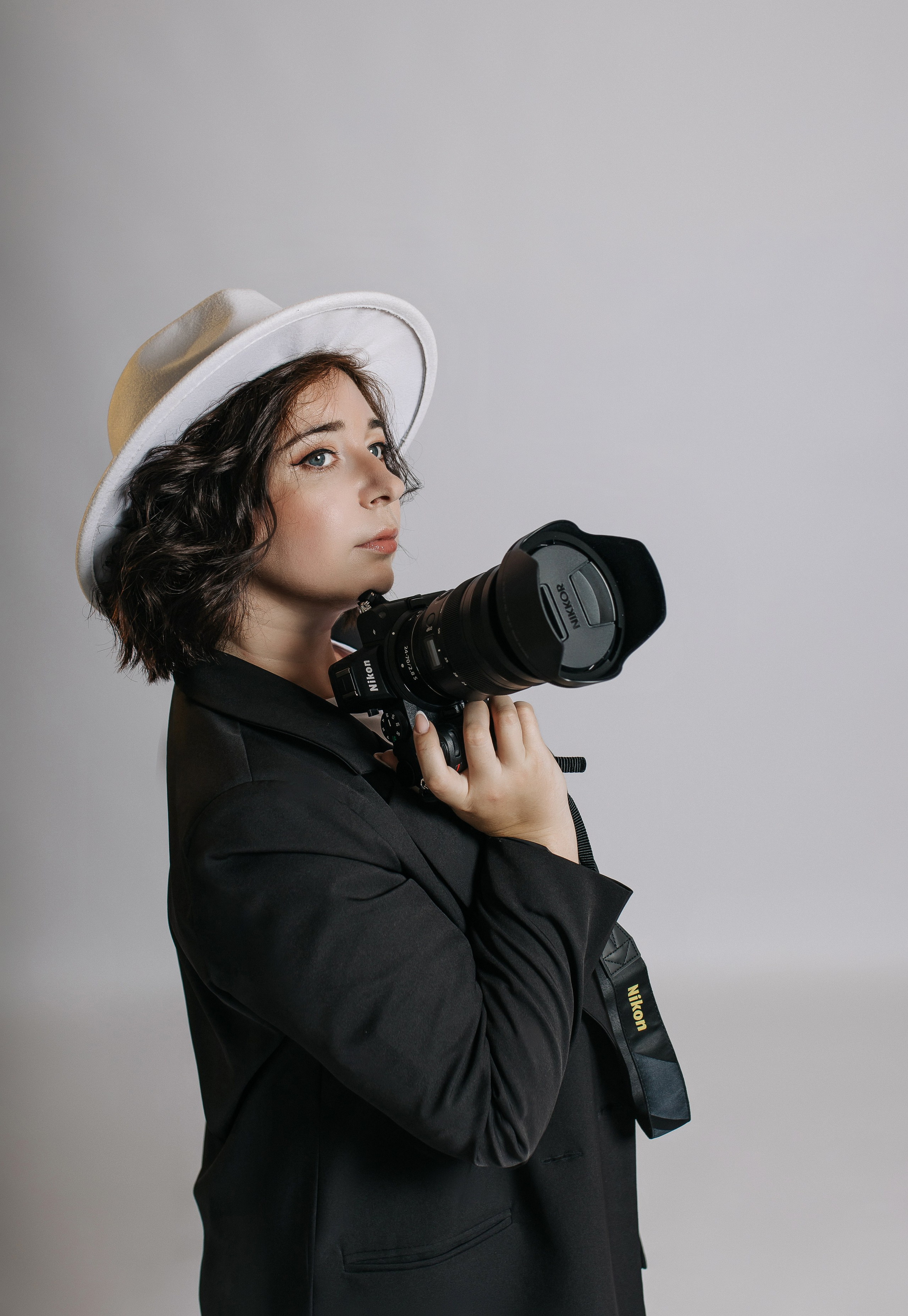 Кроме школы. Школьный фотограф в Валуйках. Фотосессии для выпускников и изготовление выпускных альбомов в городе Валуйки и в Белгородской области