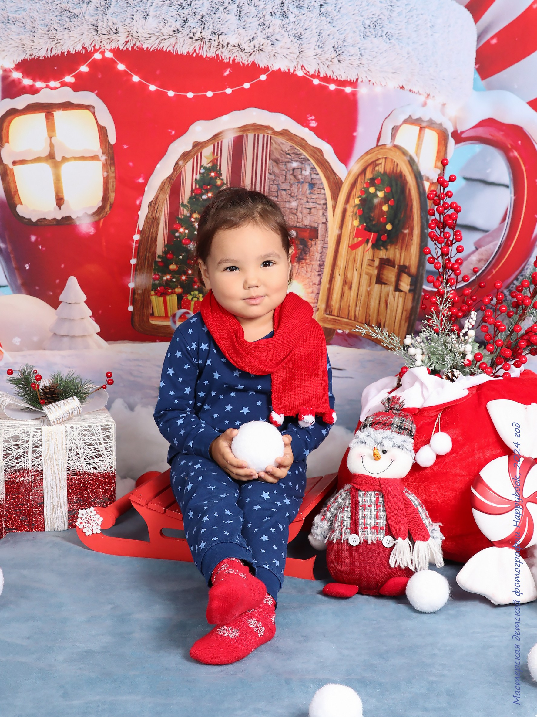 Почта деда Мороза. Детский фотограф в Алматы, виньетки, выпускной альбом Алматы