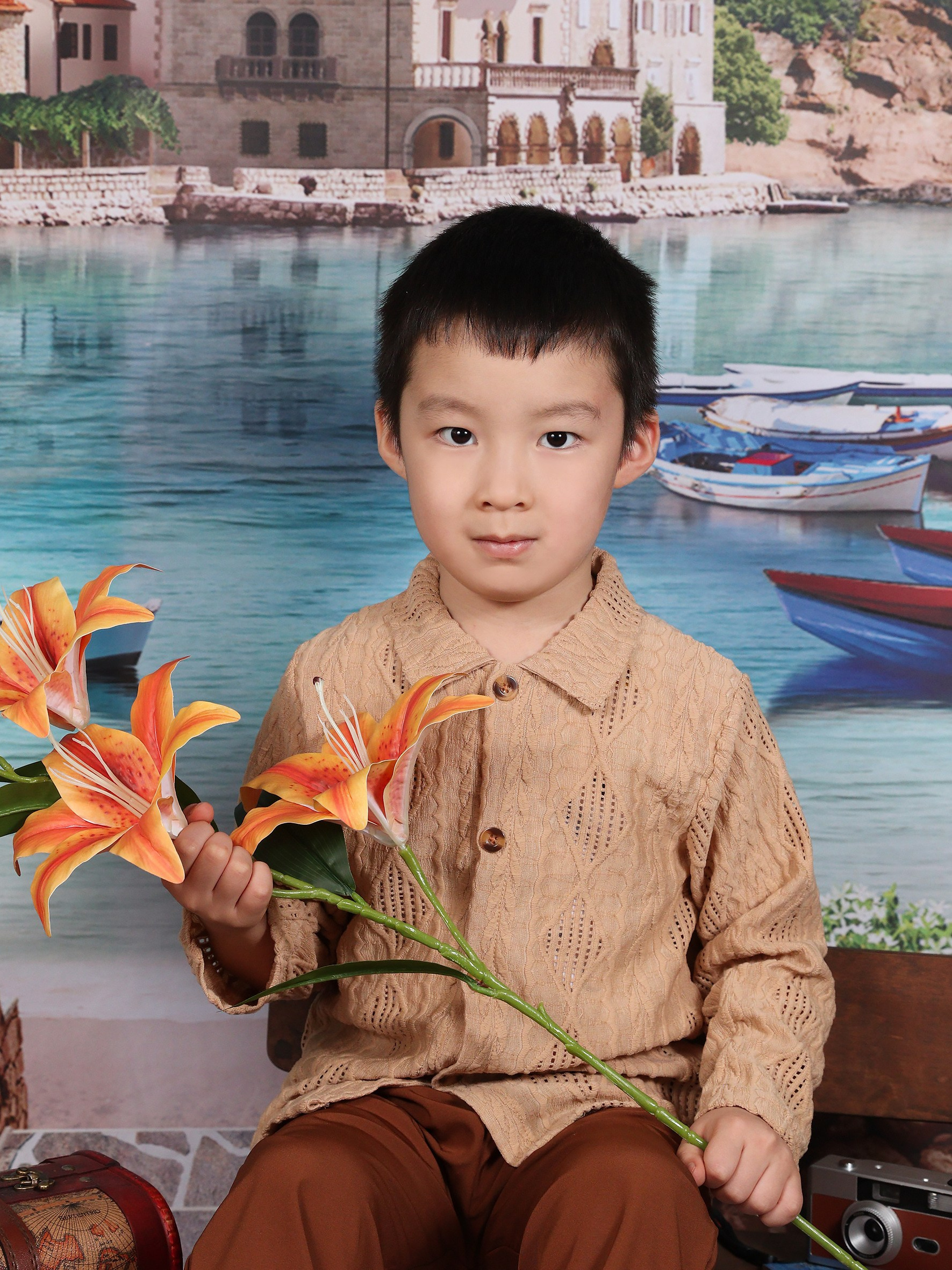 Путешественники. Детский фотограф в Алматы, виньетки, выпускной альбом Алматы