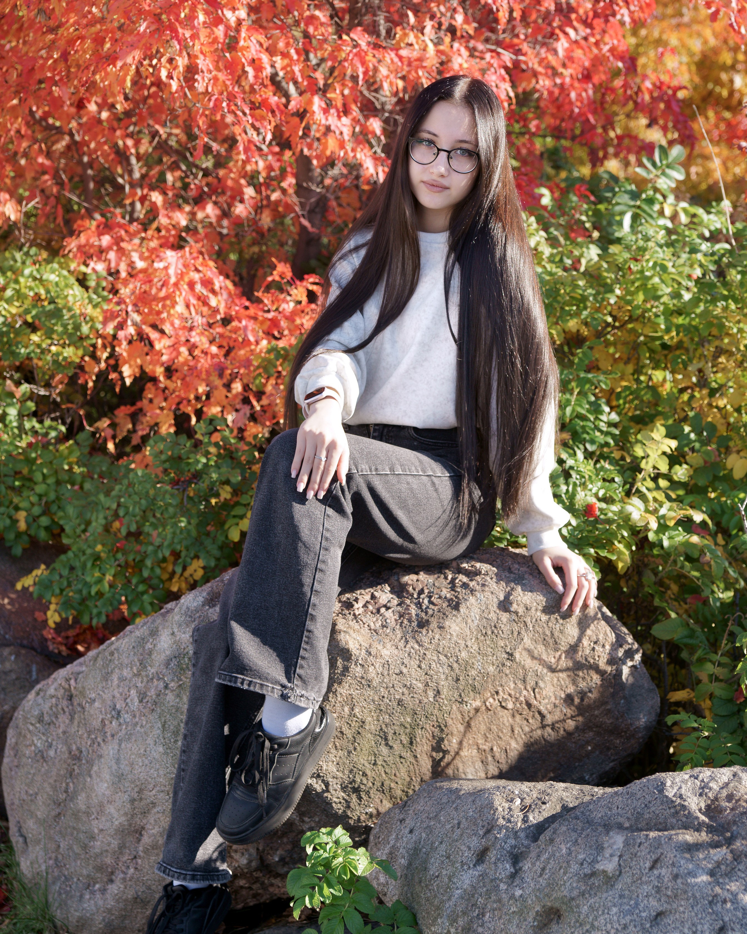 Выпускник старшей школы - осенняя сьемка - портрет