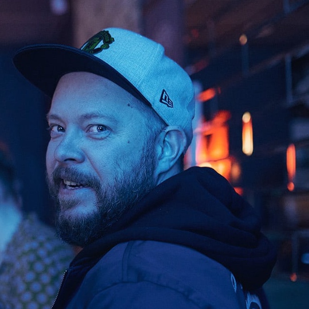 Контакты. Фотограф в Ижевске Максим Грундул